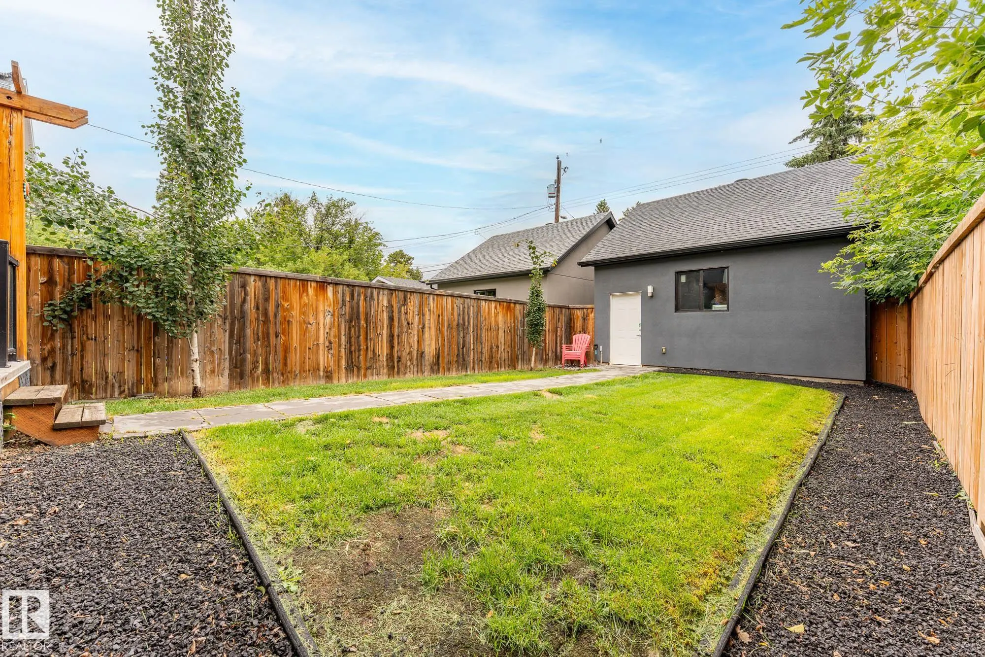 10813 123 Street
