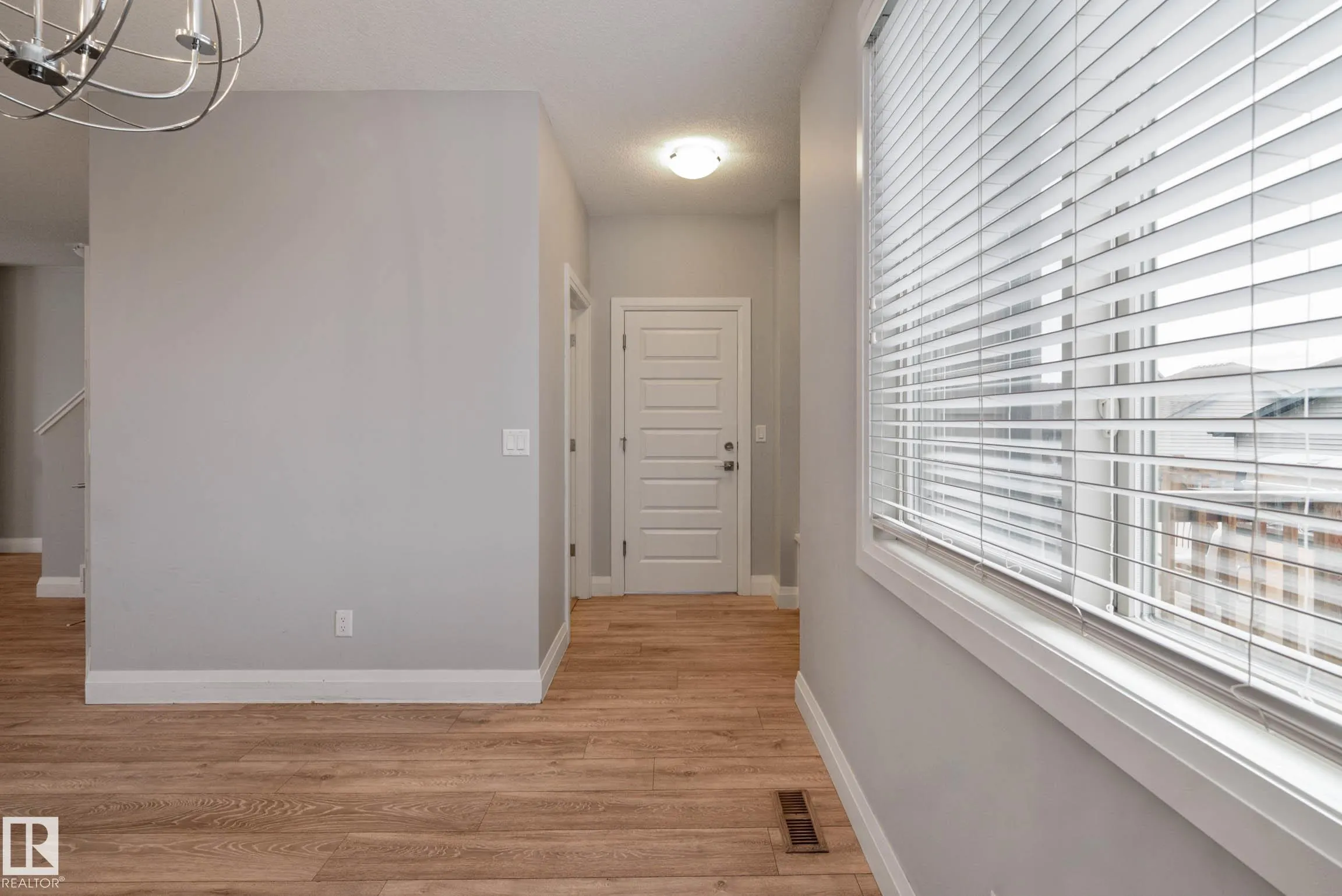 30 GREENBURY Manor