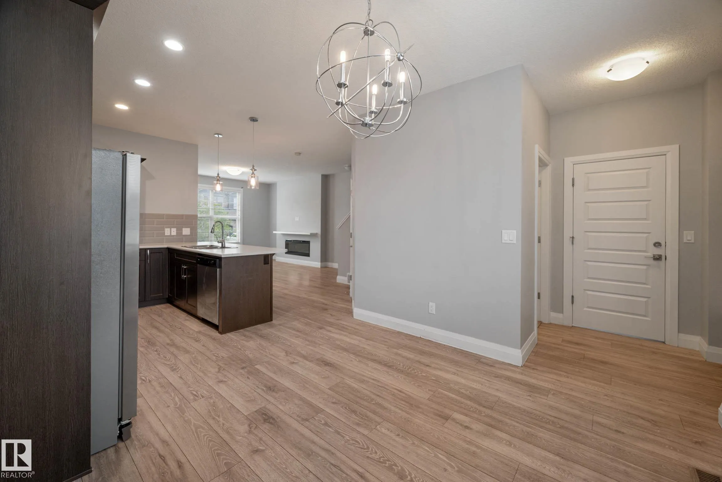 30 GREENBURY Manor