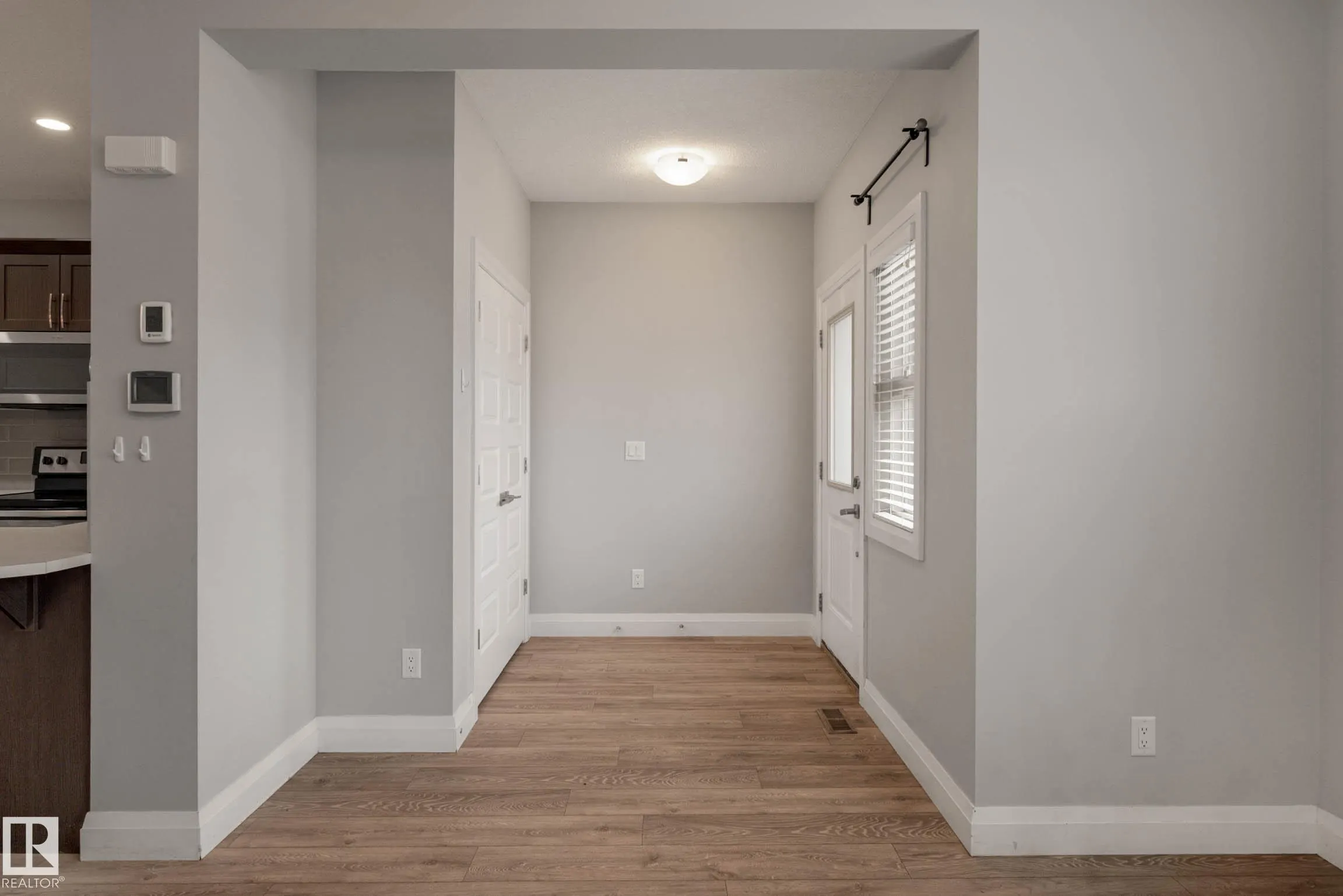 30 GREENBURY Manor