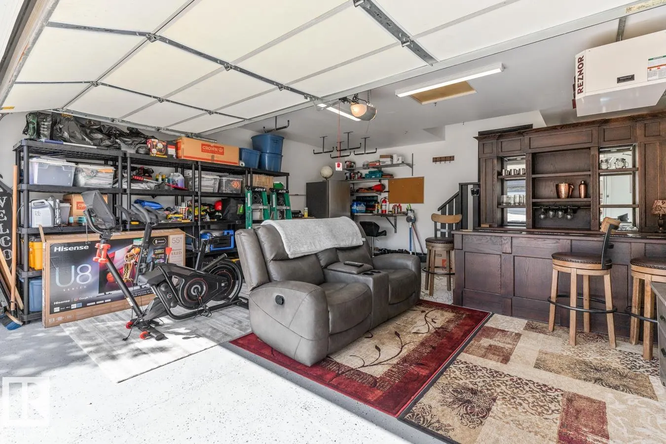 17 MEADOWVIEW Landing