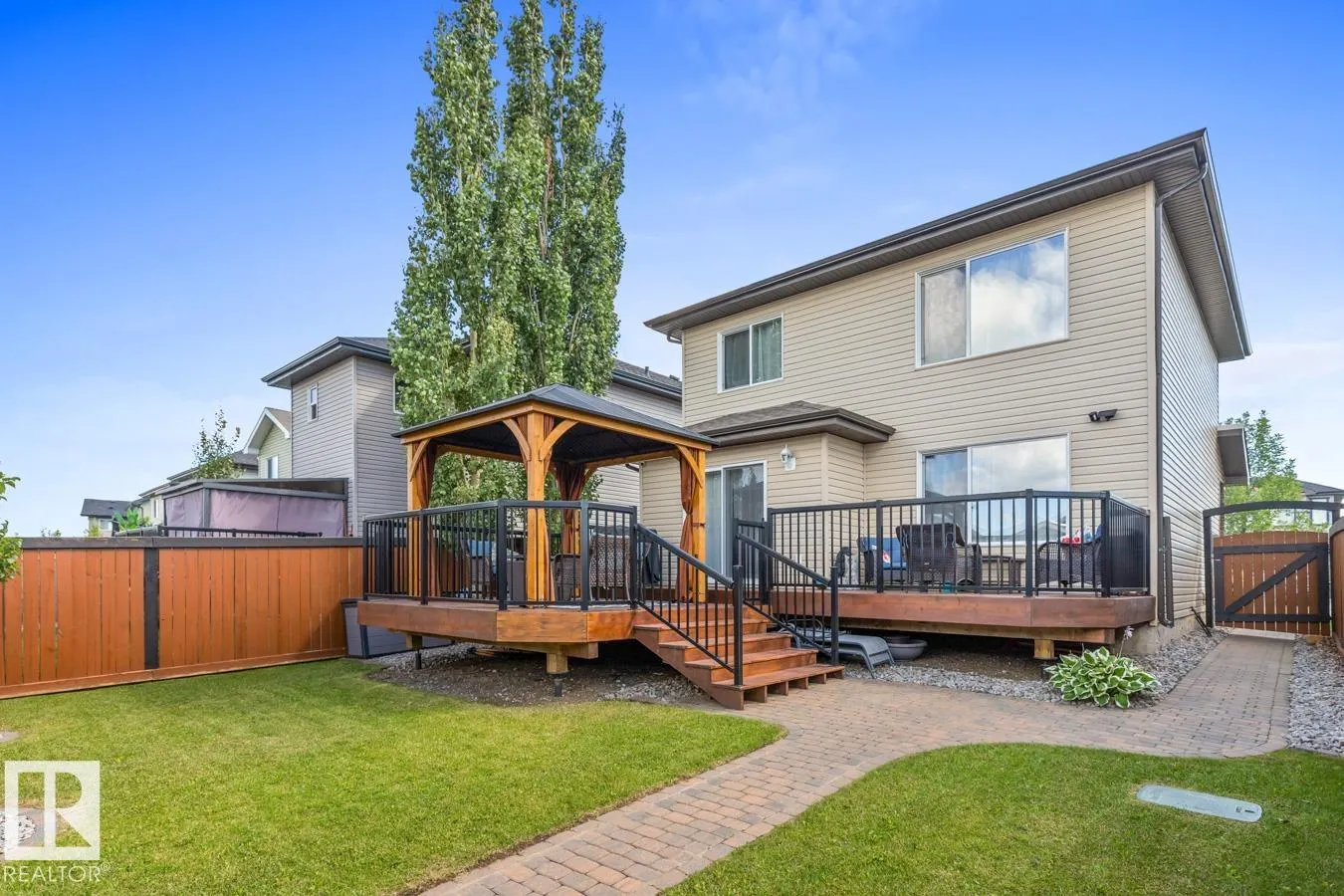 17 MEADOWVIEW Landing