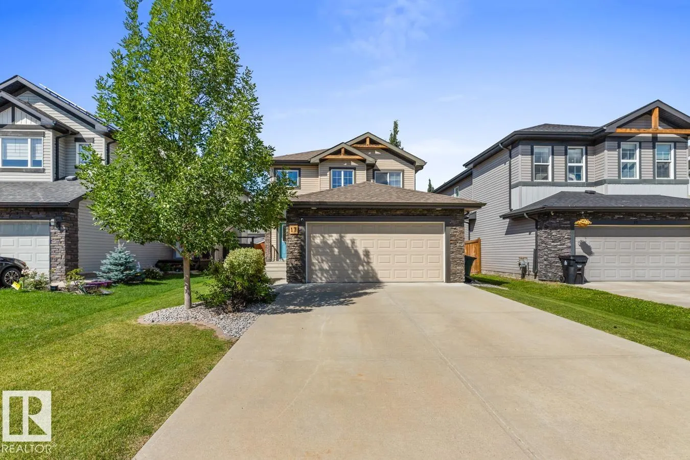 17 MEADOWVIEW Landing