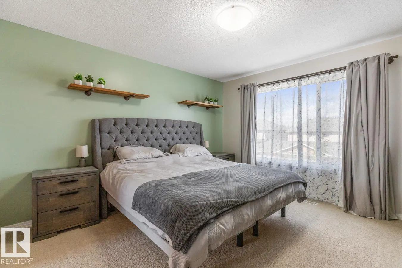 17 MEADOWVIEW Landing
