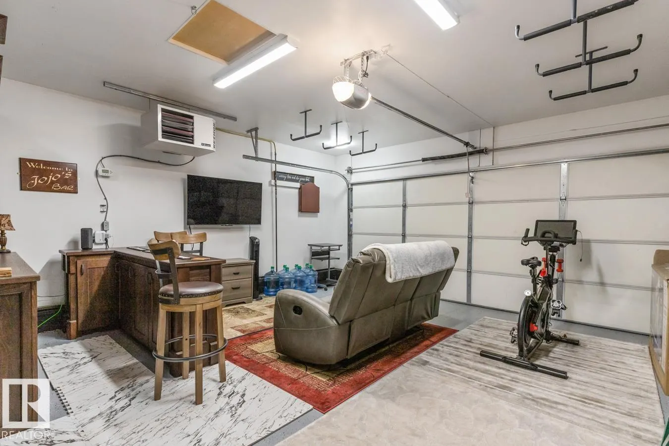 17 MEADOWVIEW Landing