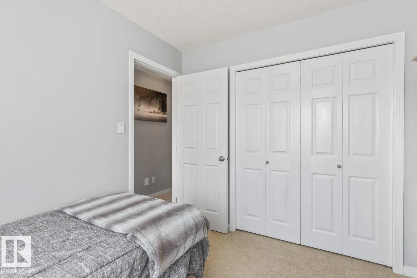 17 MEADOWVIEW Landing