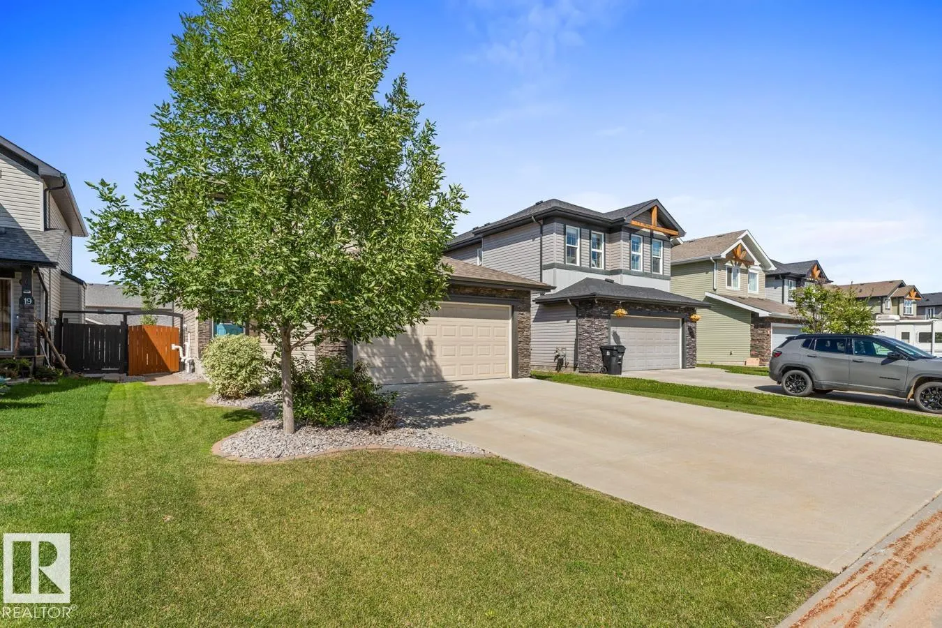 17 MEADOWVIEW Landing