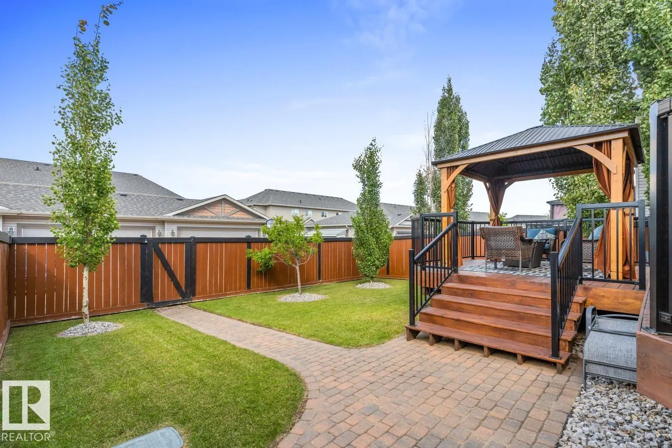 17 MEADOWVIEW Landing