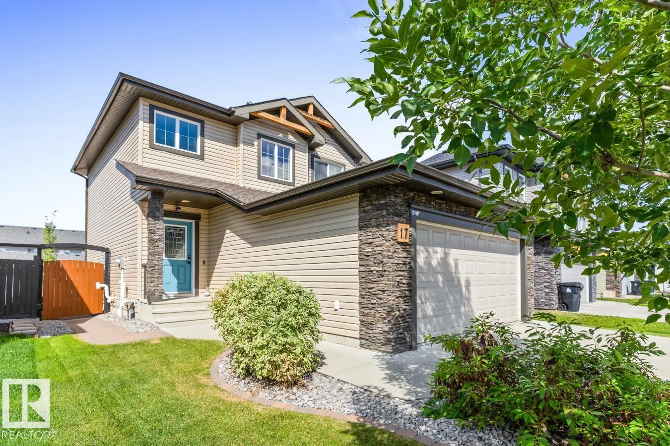 17 MEADOWVIEW Landing