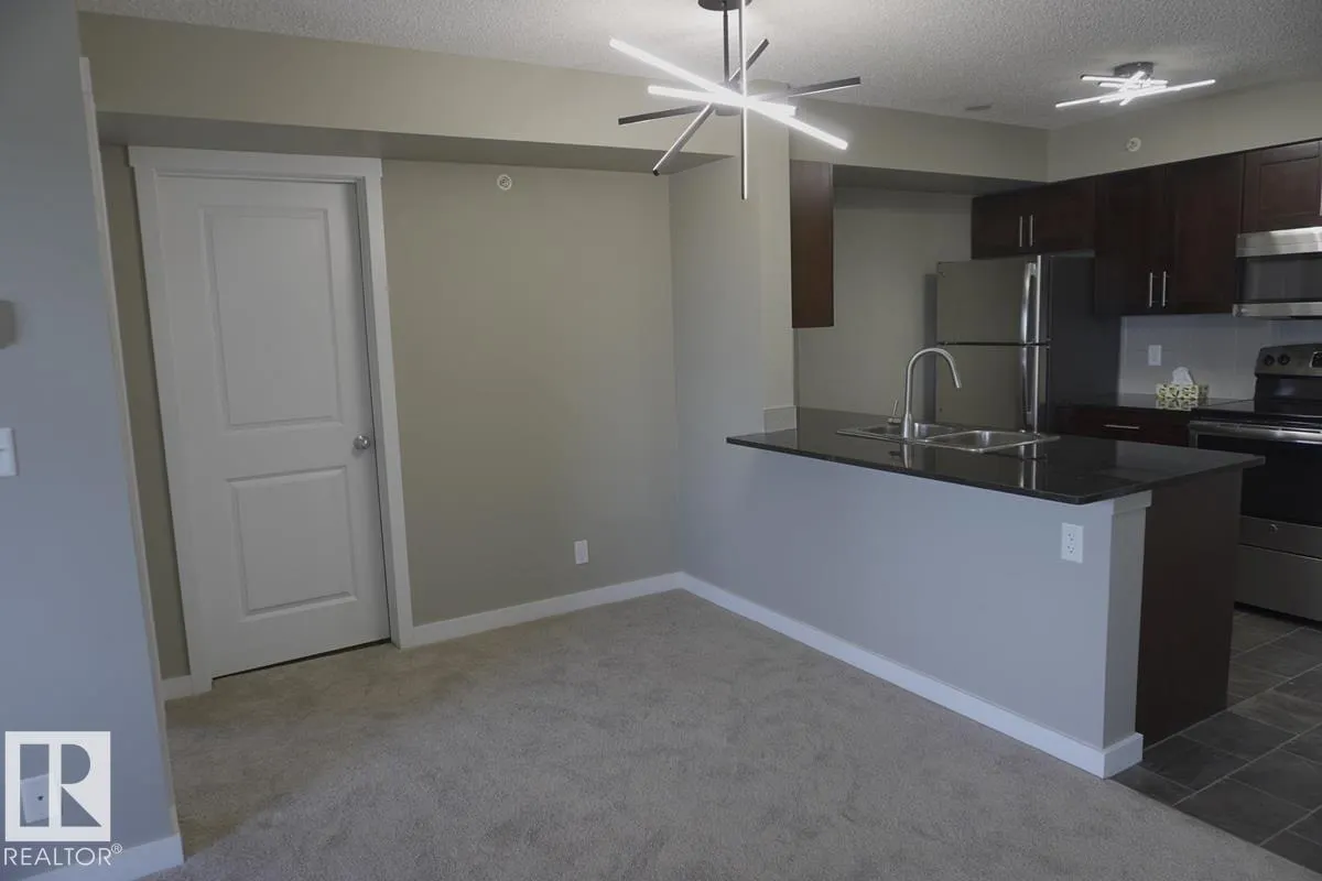 5810 MULLEN Place