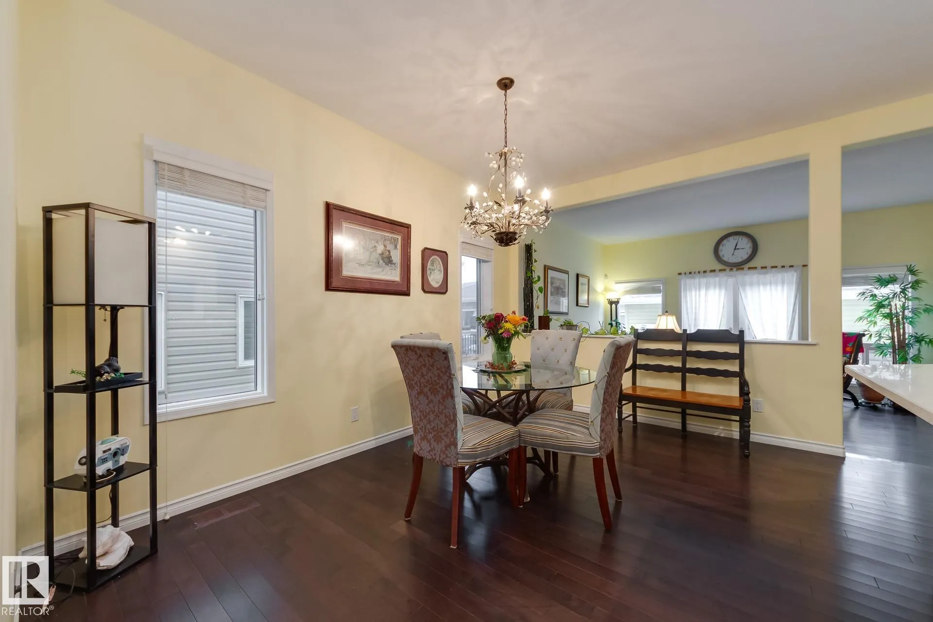 1832 CARRUTHERS Lane