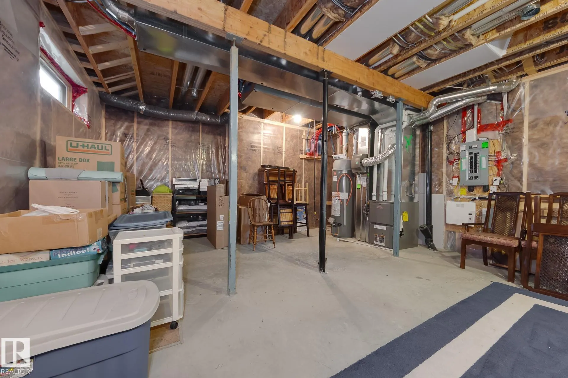 1832 CARRUTHERS Lane