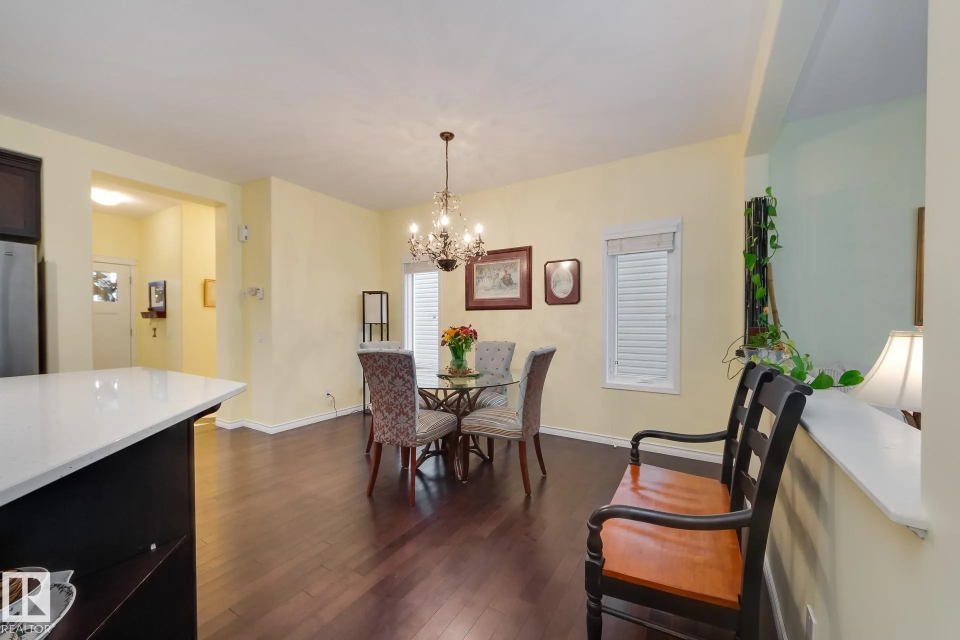 1832 CARRUTHERS Lane