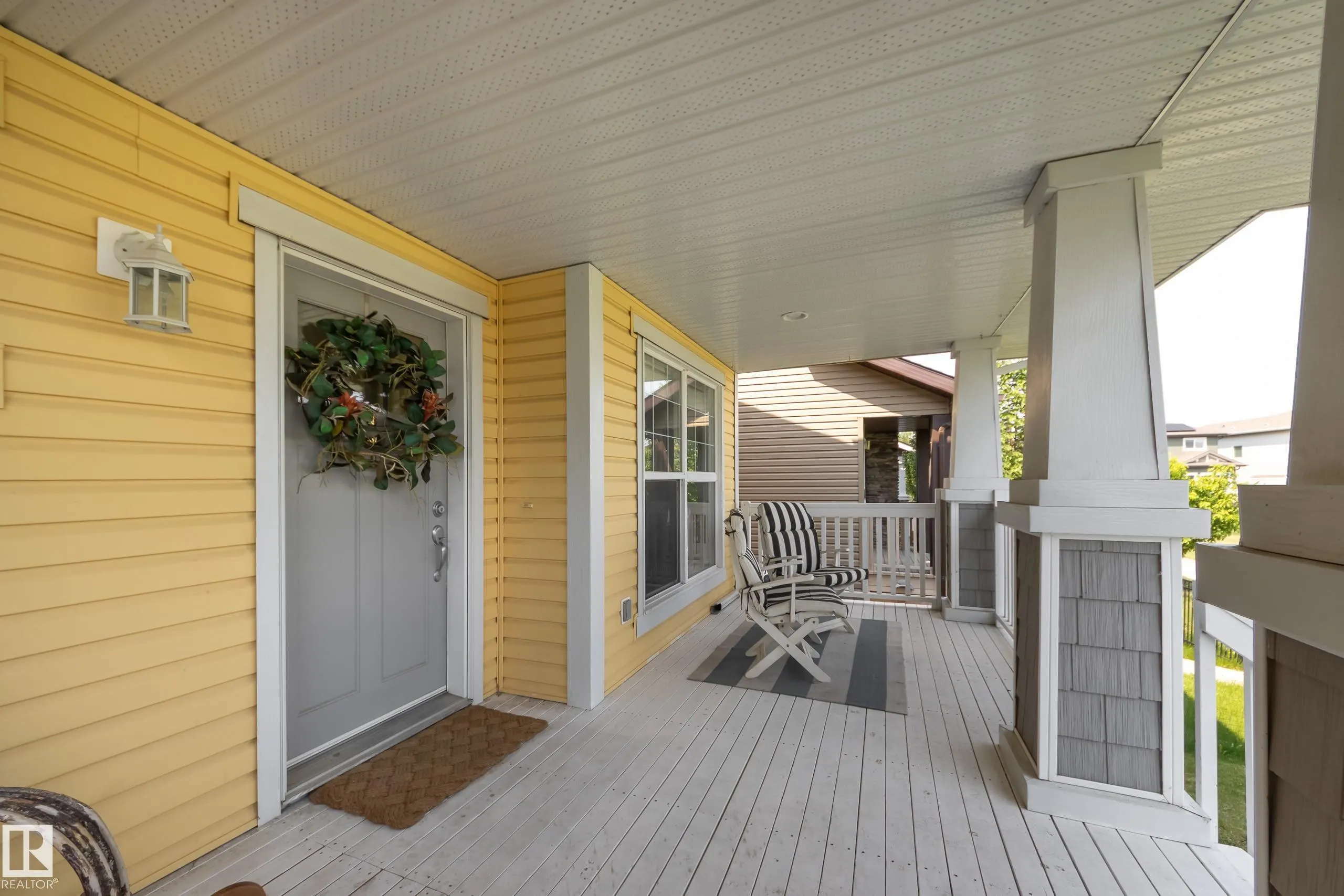 1832 CARRUTHERS Lane