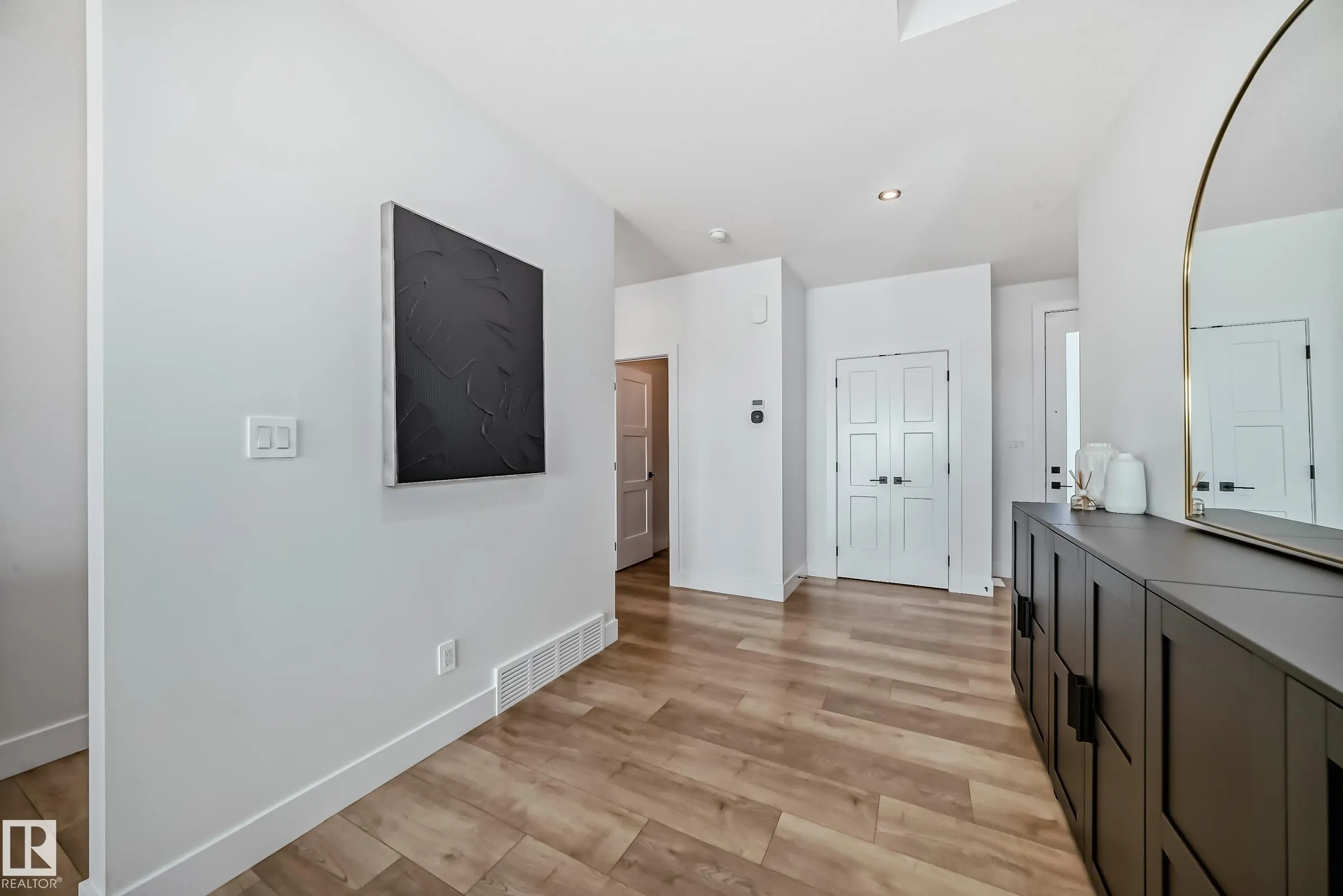 334 MEADOWVIEW Drive
