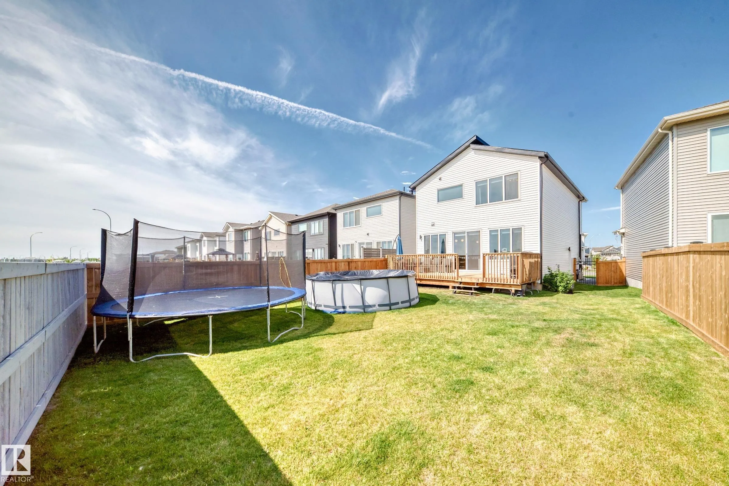 334 MEADOWVIEW Drive