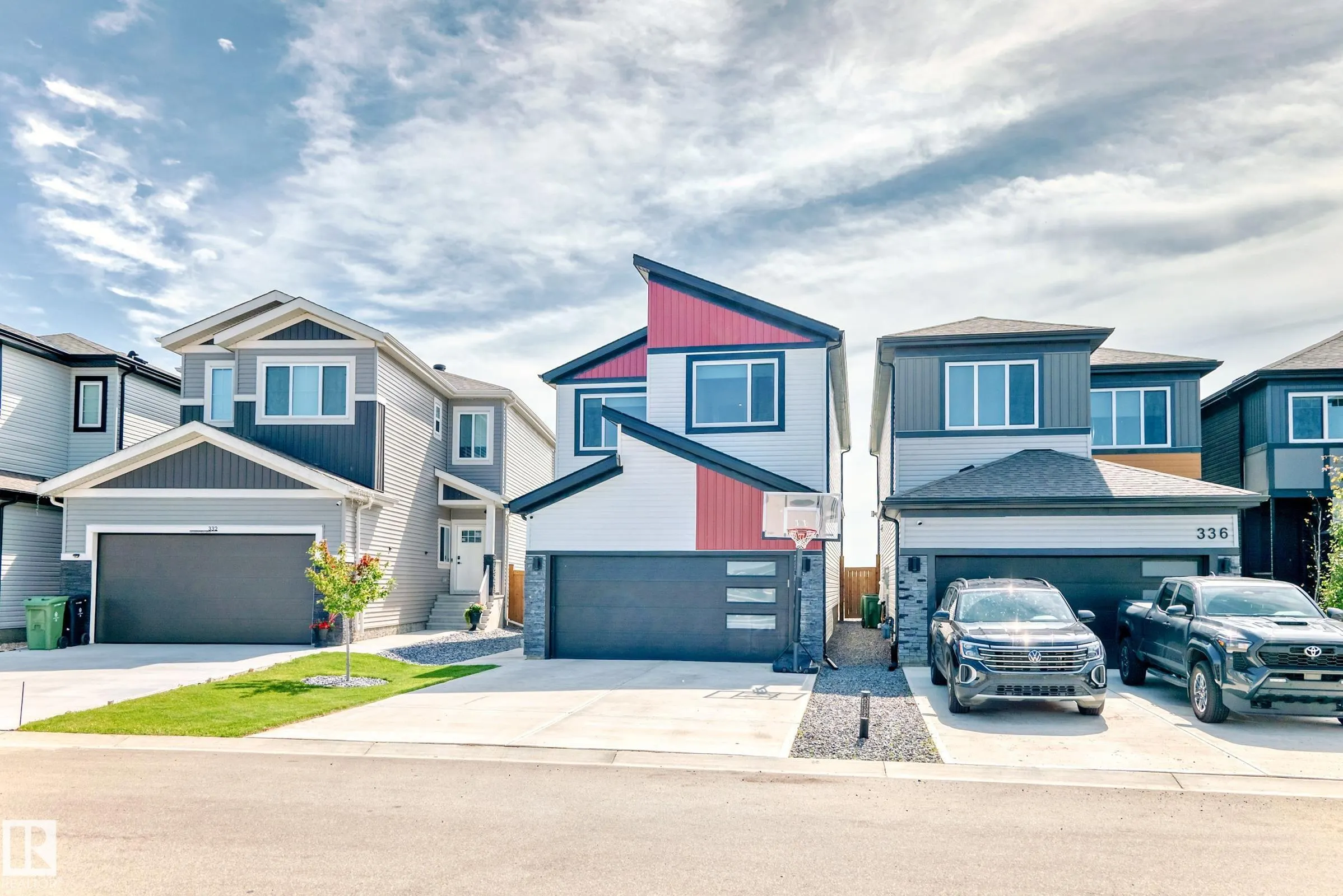 334 MEADOWVIEW Drive