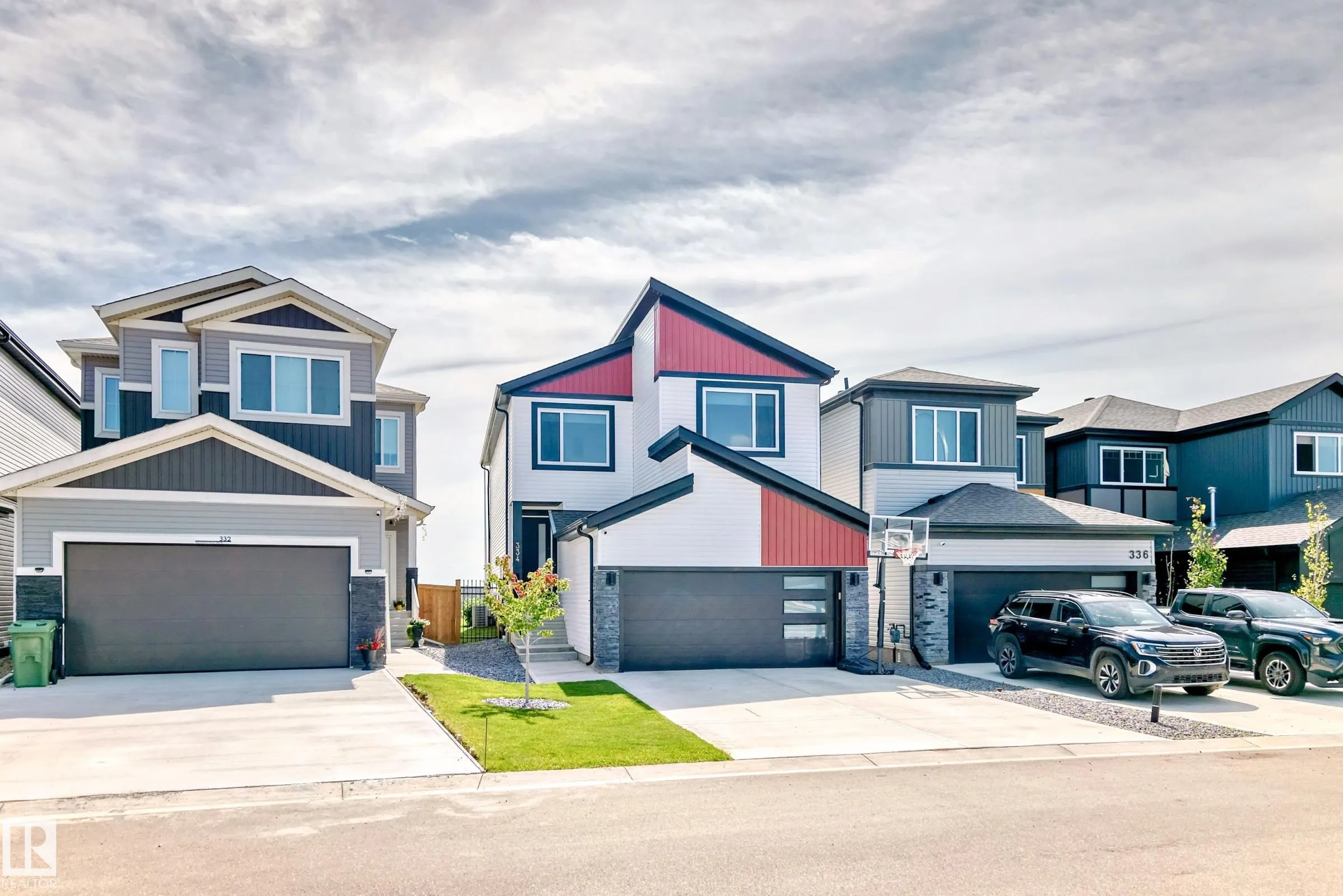 334 MEADOWVIEW Drive