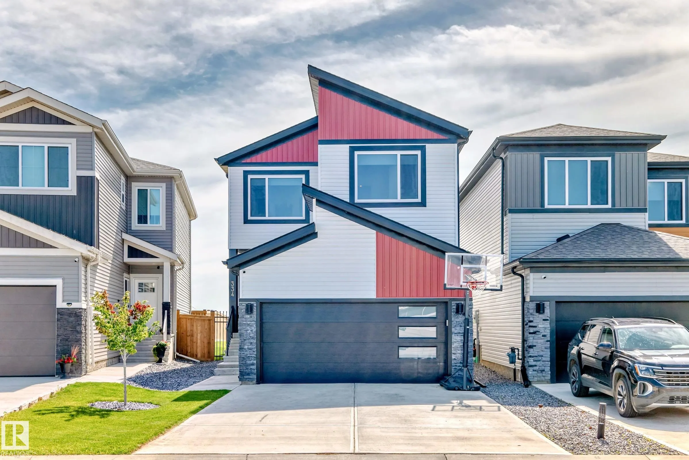 334 MEADOWVIEW Drive