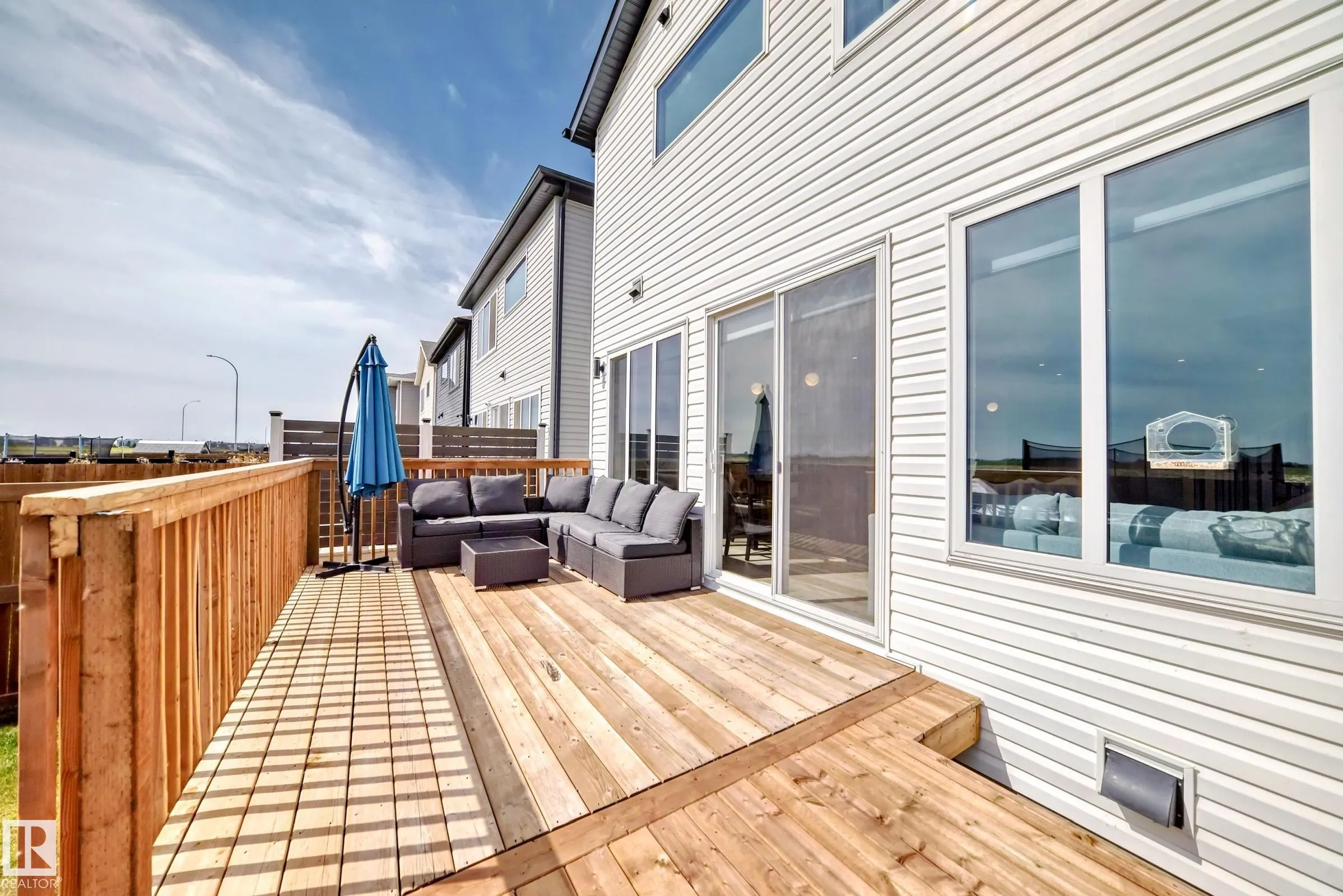 334 MEADOWVIEW Drive