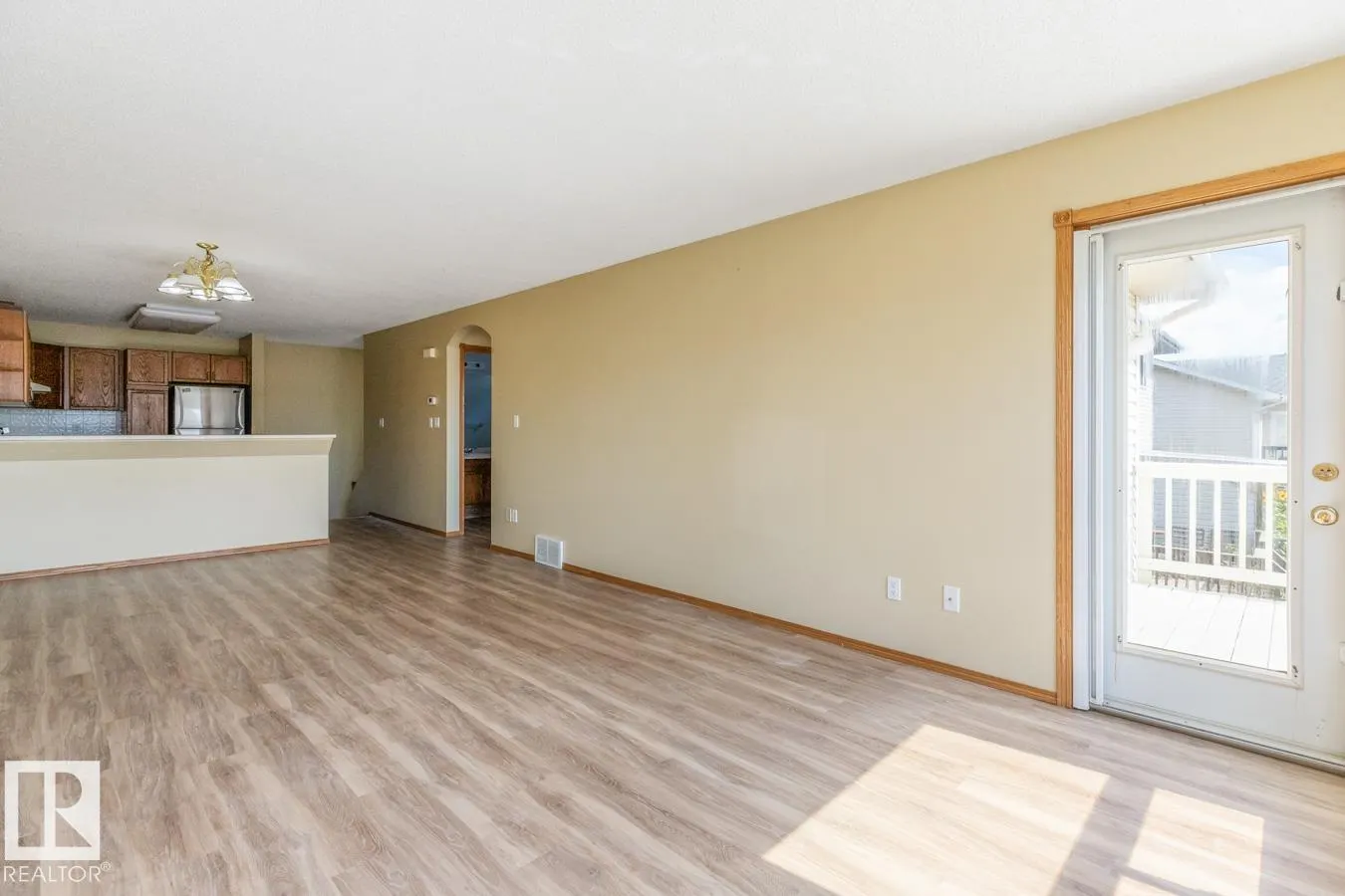 529 Kananaskis Drive