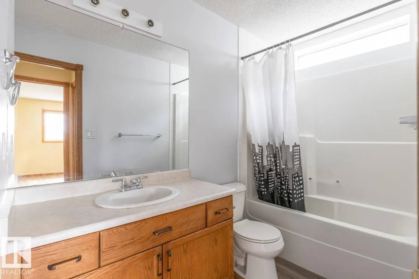 529 Kananaskis Drive