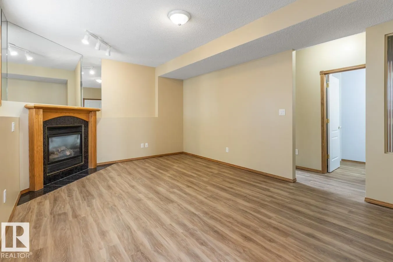 529 Kananaskis Drive