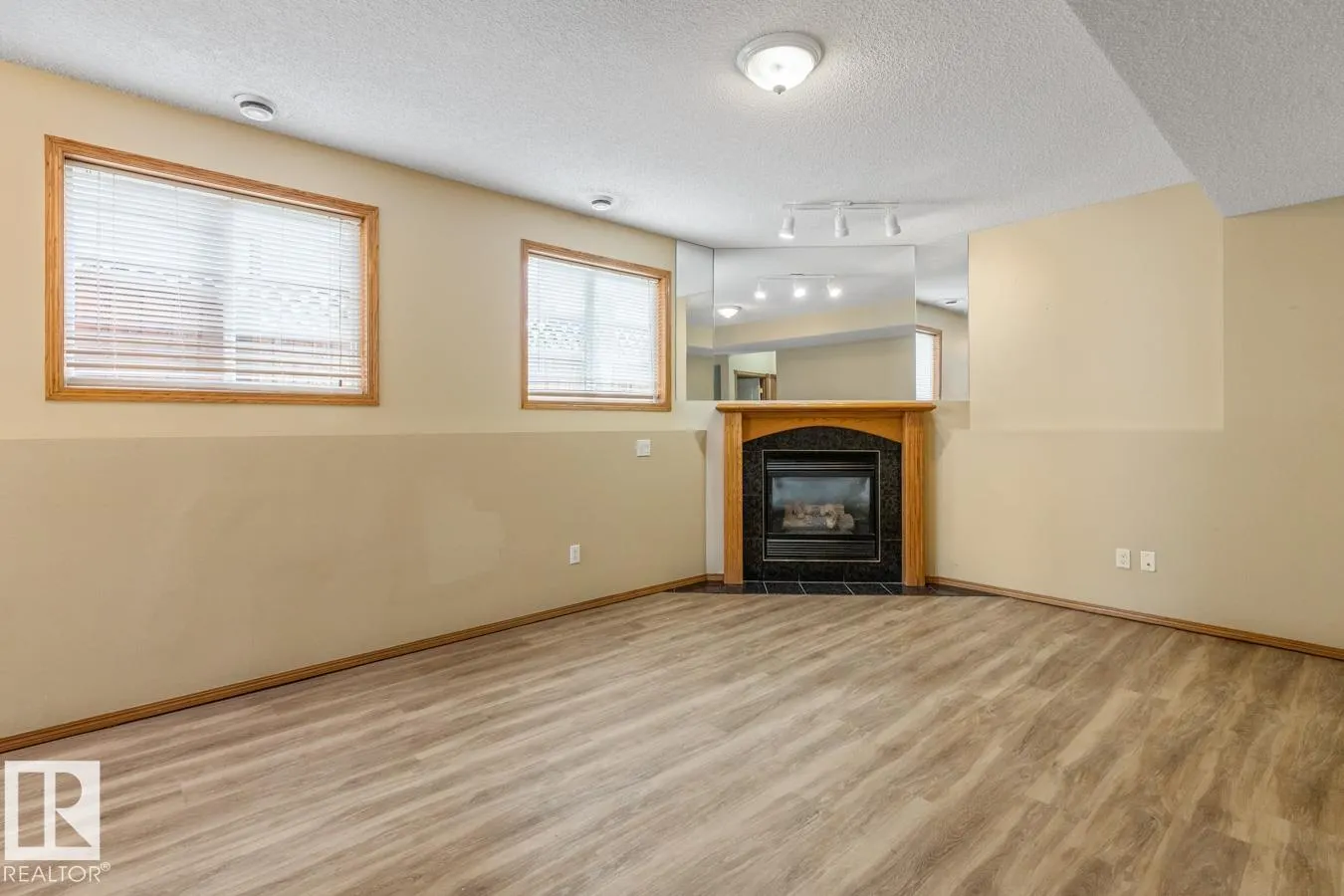 529 Kananaskis Drive