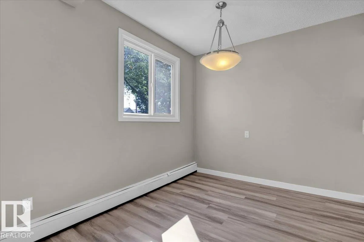 11308 108 Avenue