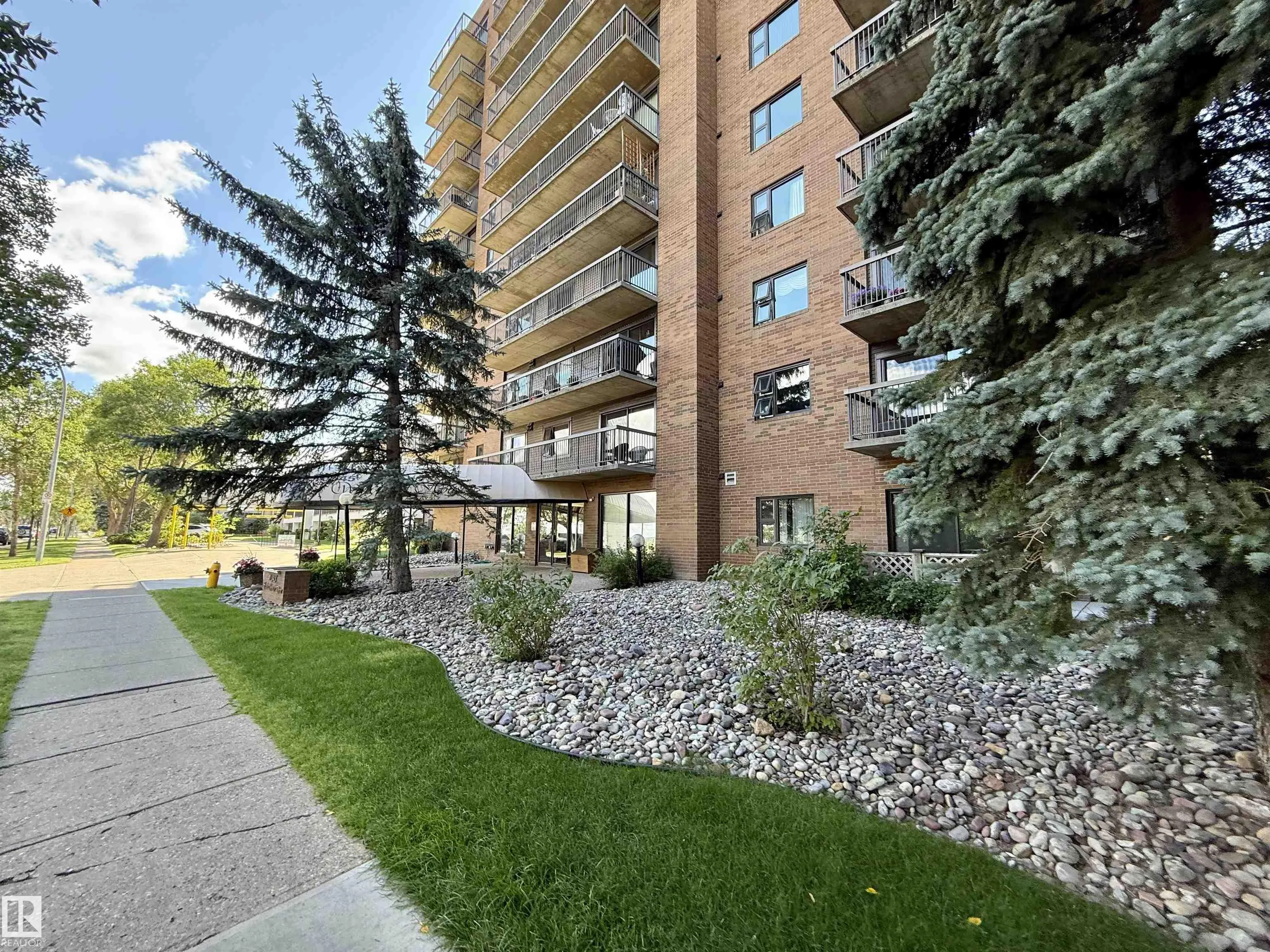 10545 SASKATCHEWAN Drive