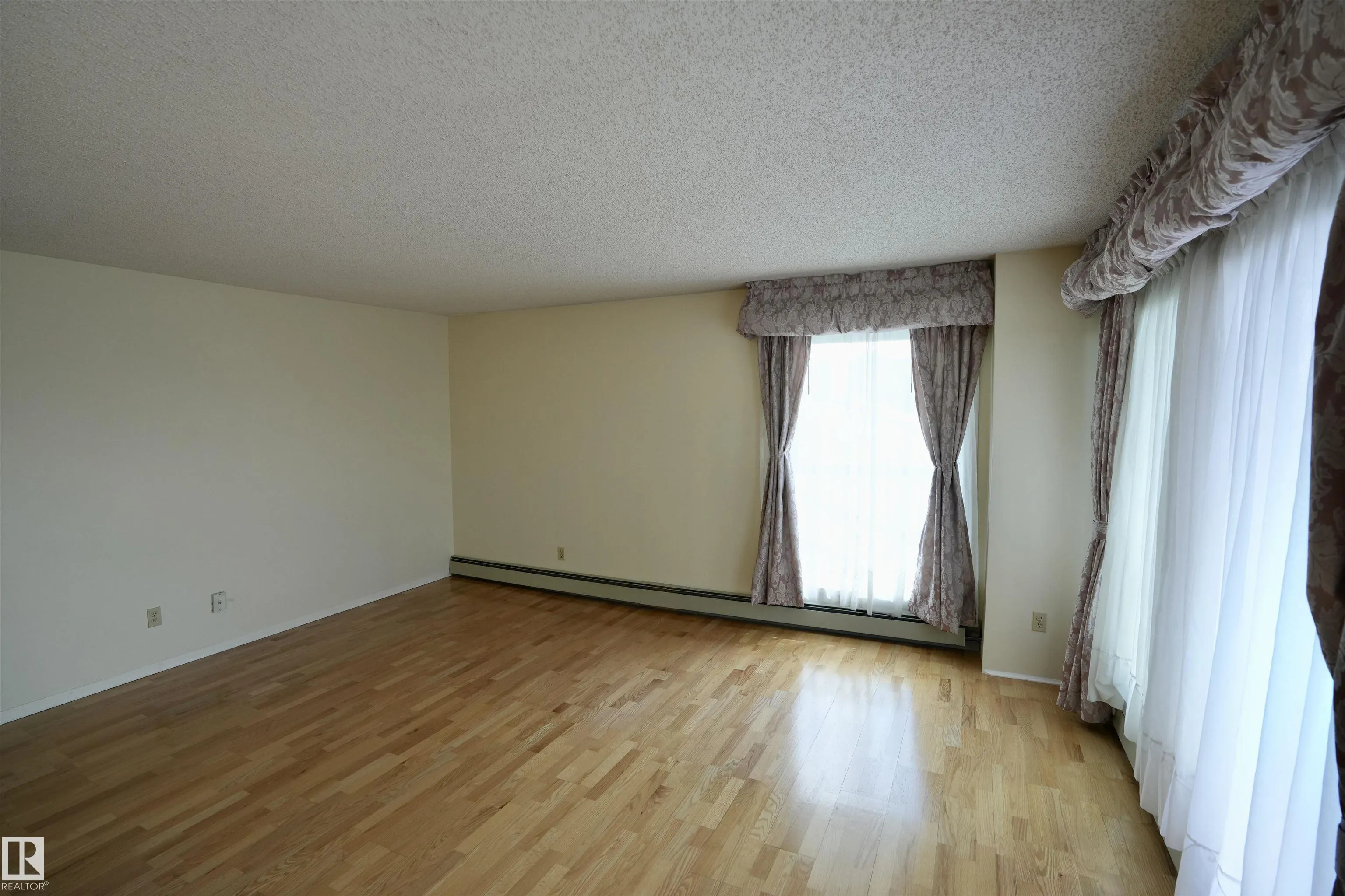 10545 SASKATCHEWAN Drive