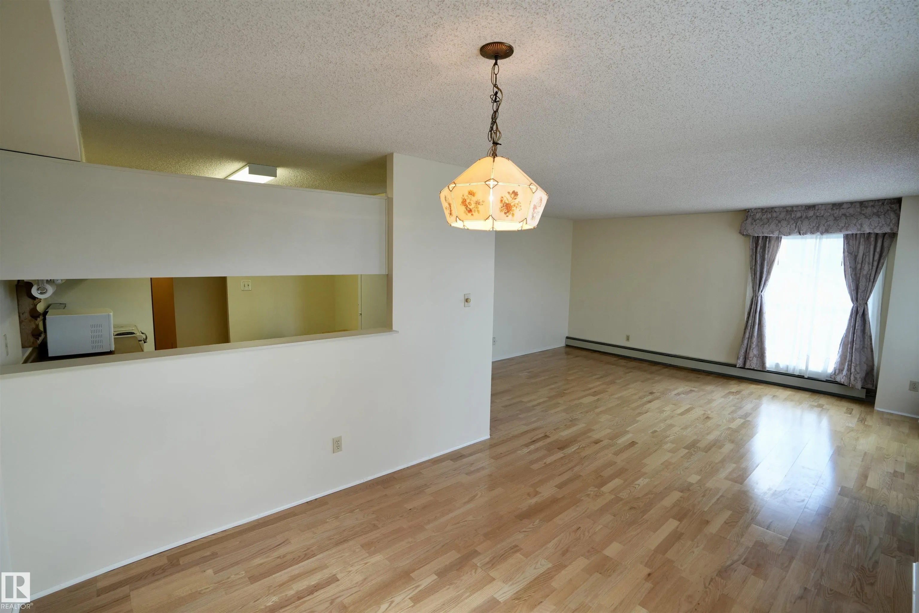 10545 SASKATCHEWAN Drive