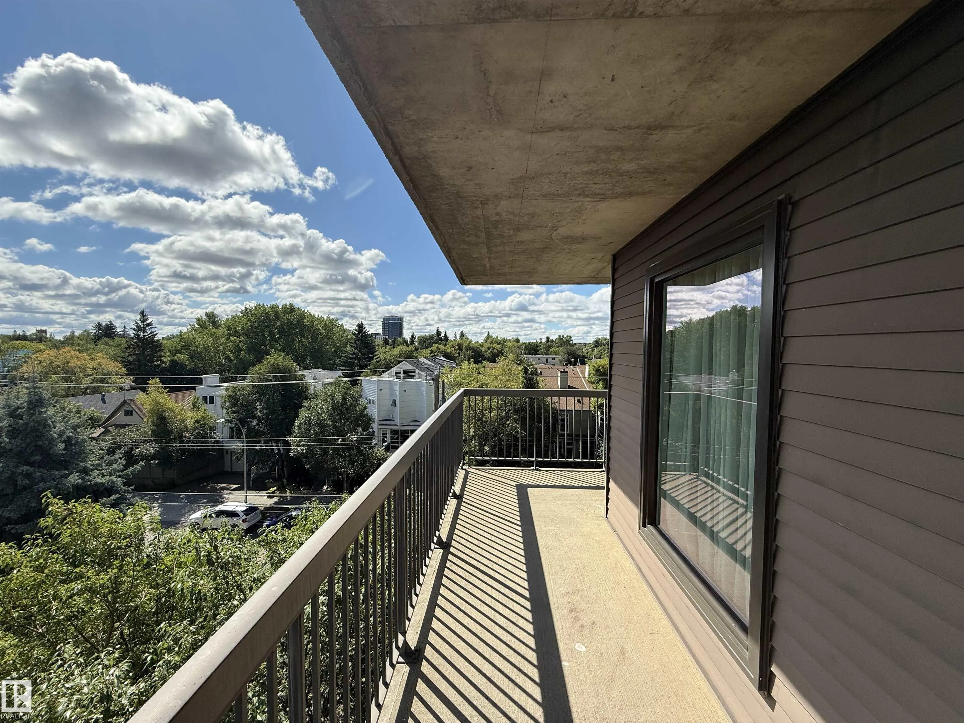 10545 SASKATCHEWAN Drive