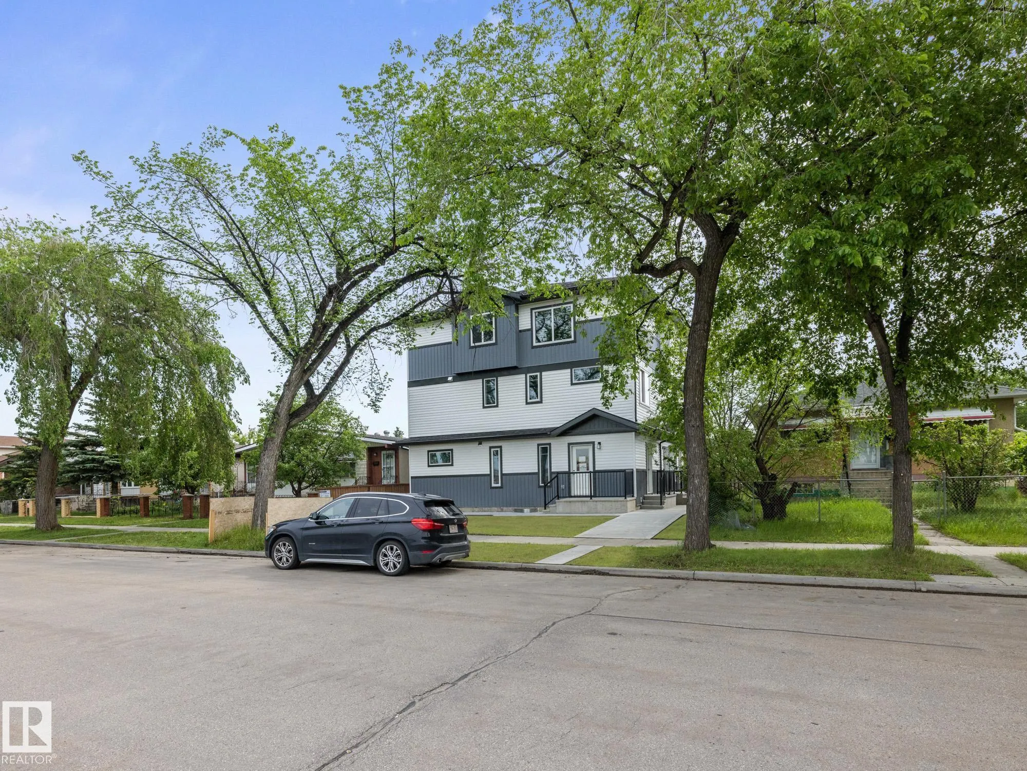 12007 106 Street