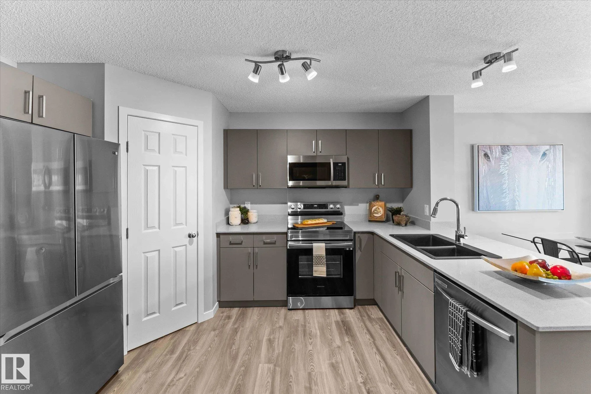 1321 SOUTH CREEK Link