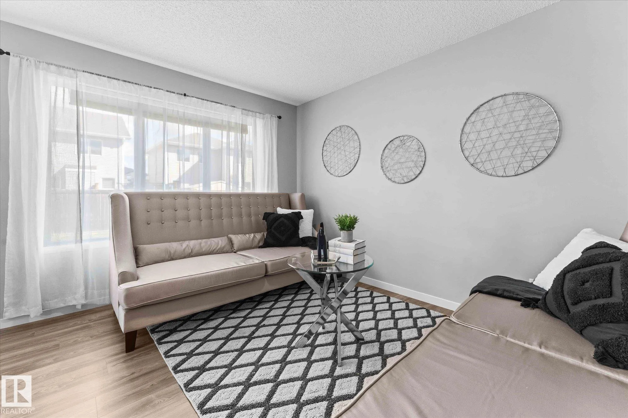 1321 SOUTH CREEK Link