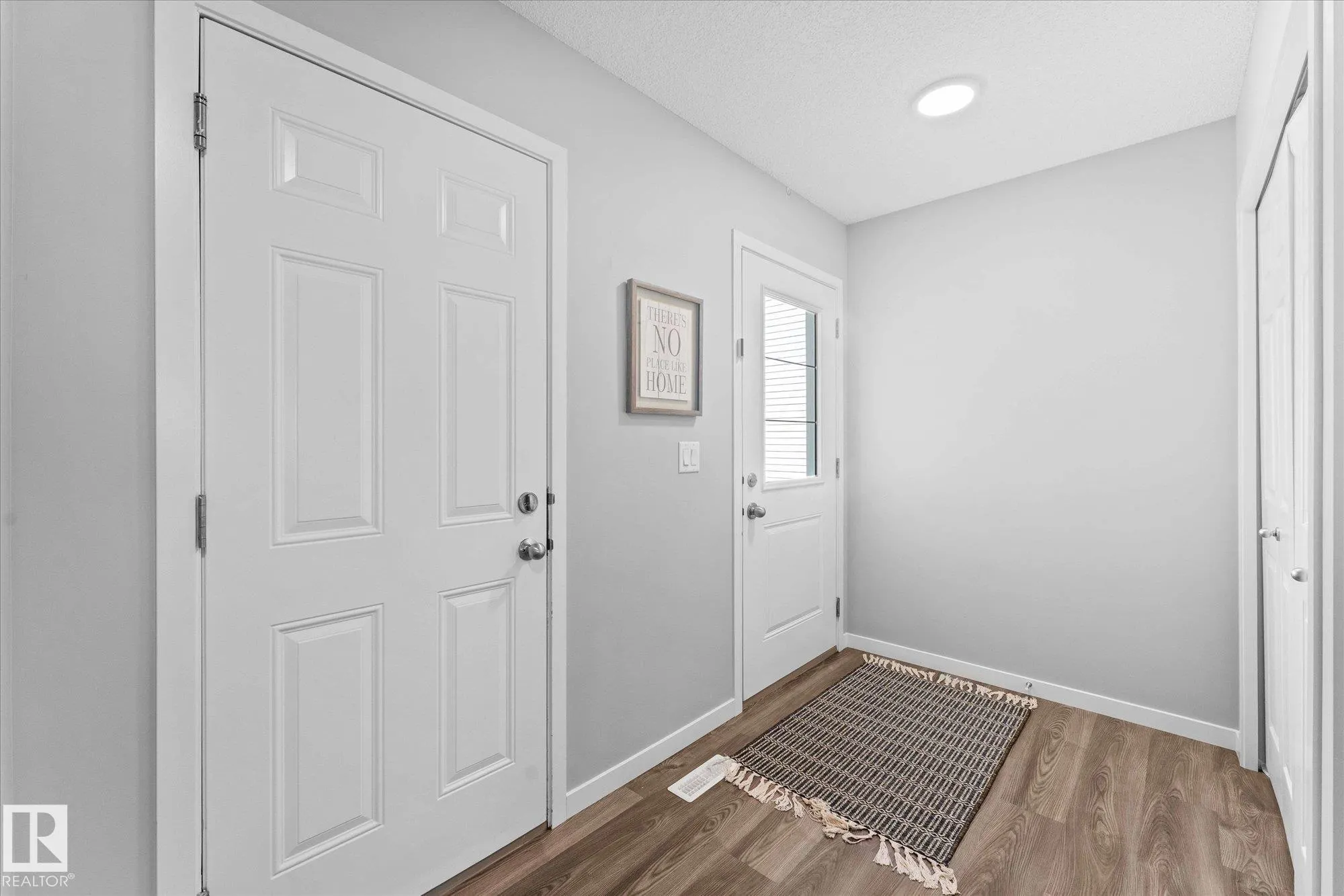 1321 SOUTH CREEK Link