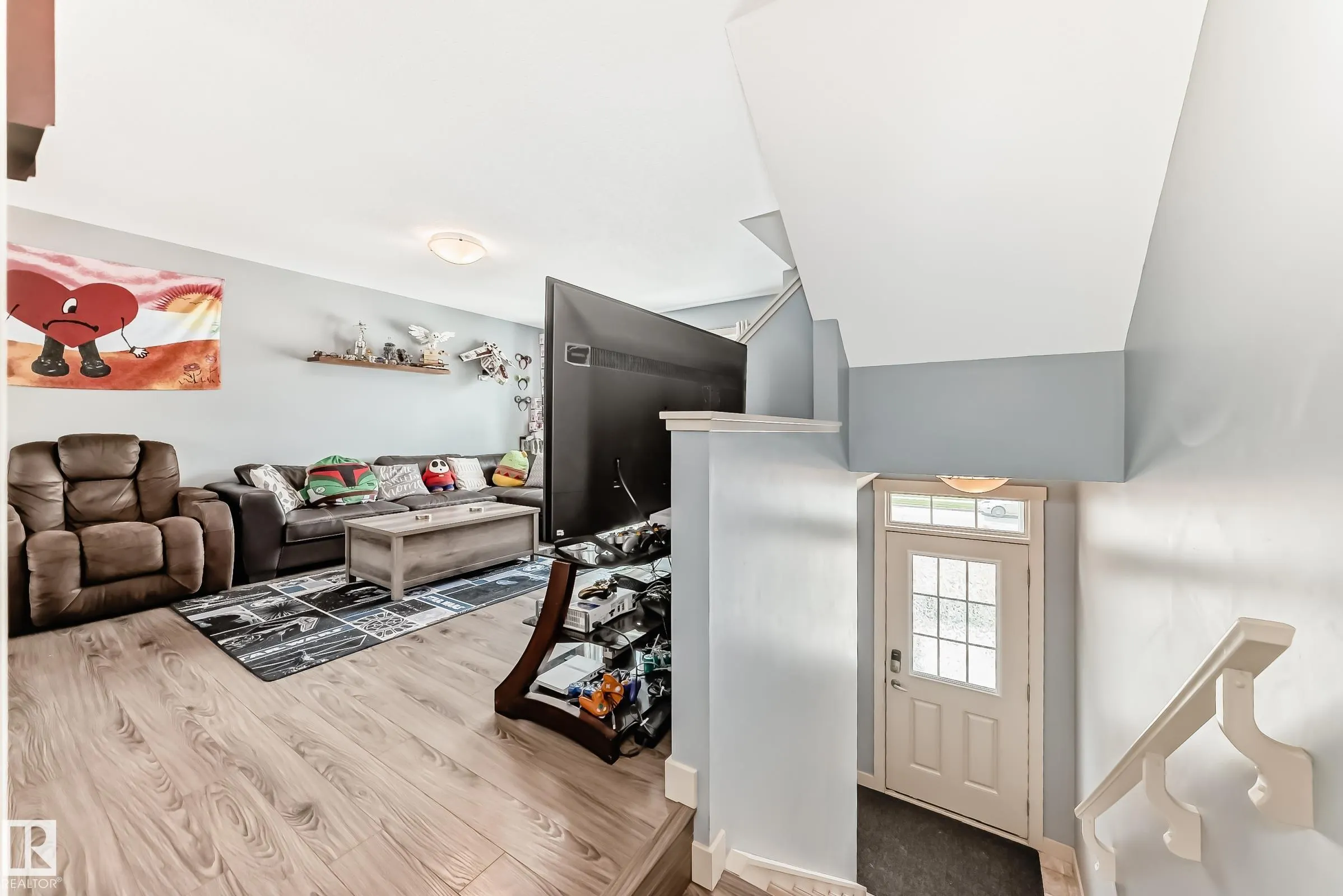 1391 STARLING Drive