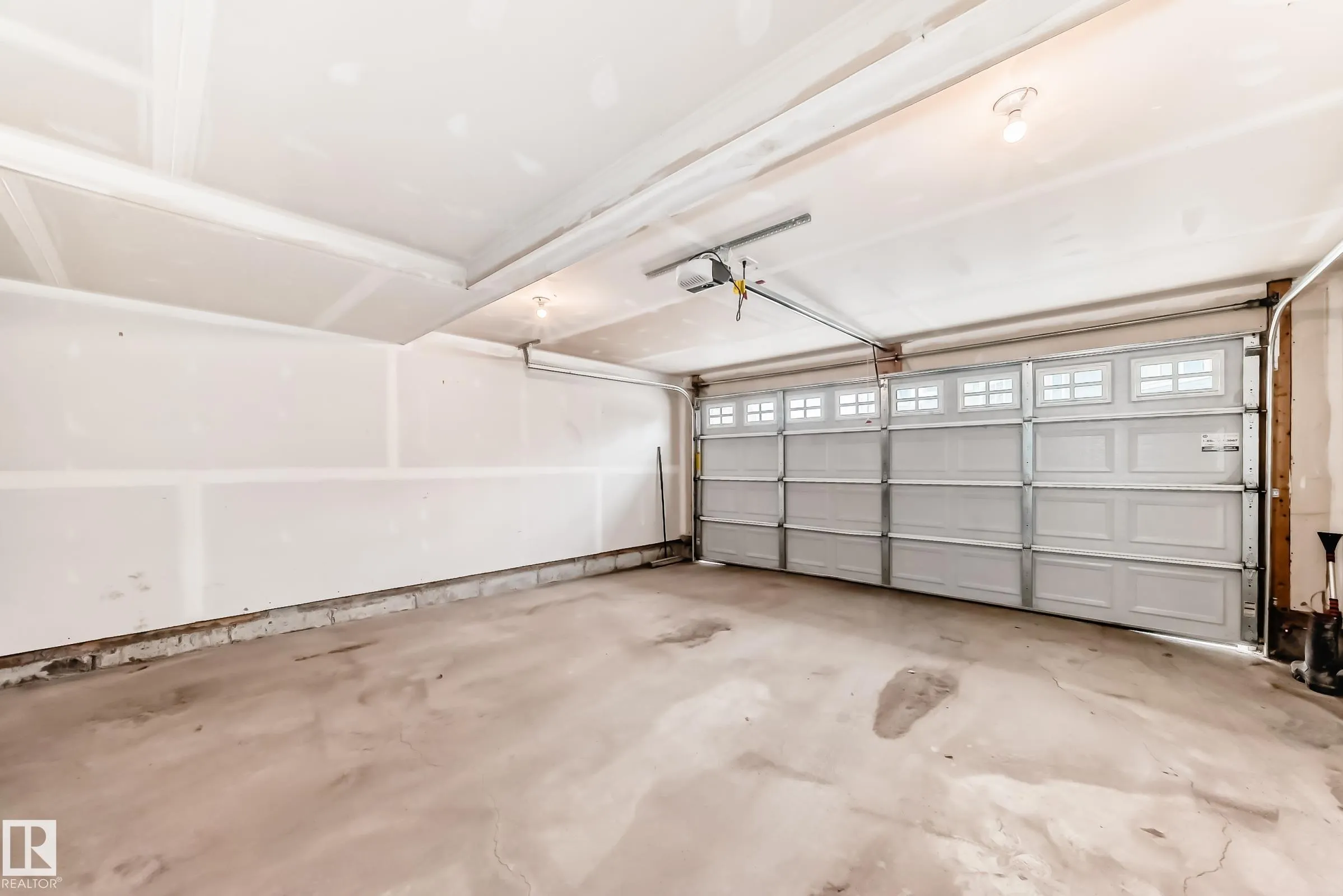 1391 STARLING Drive