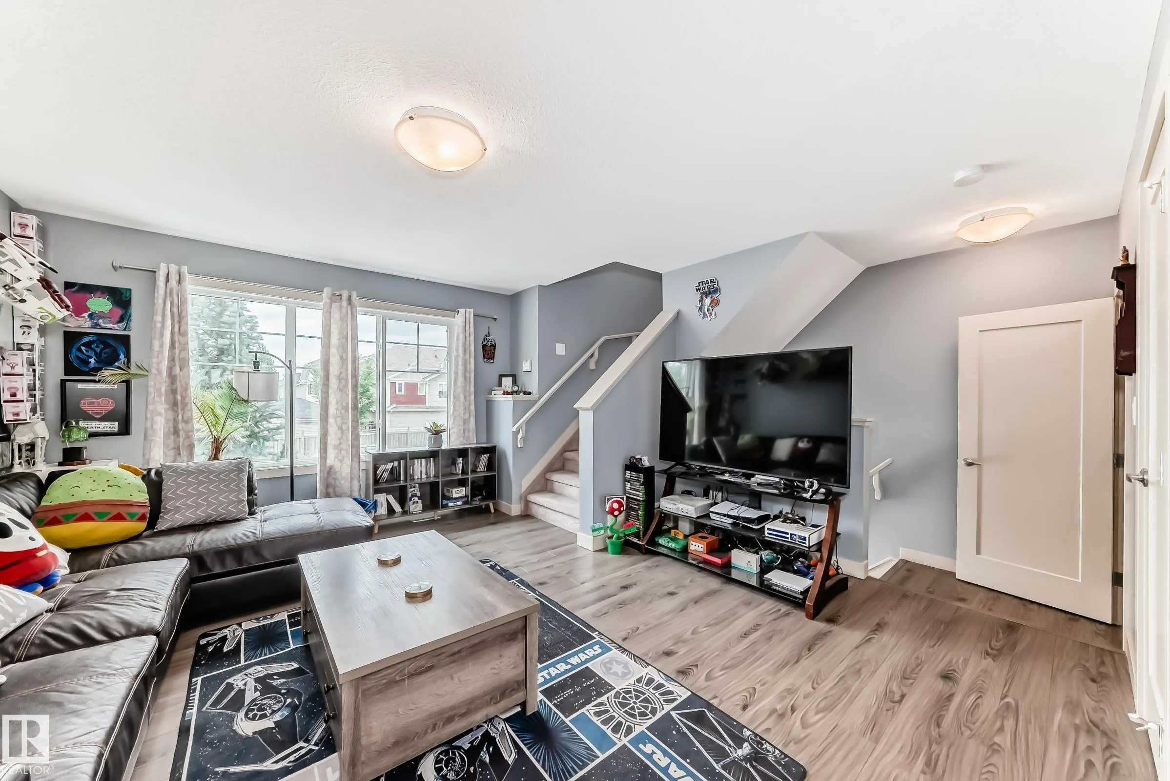 1391 STARLING Drive