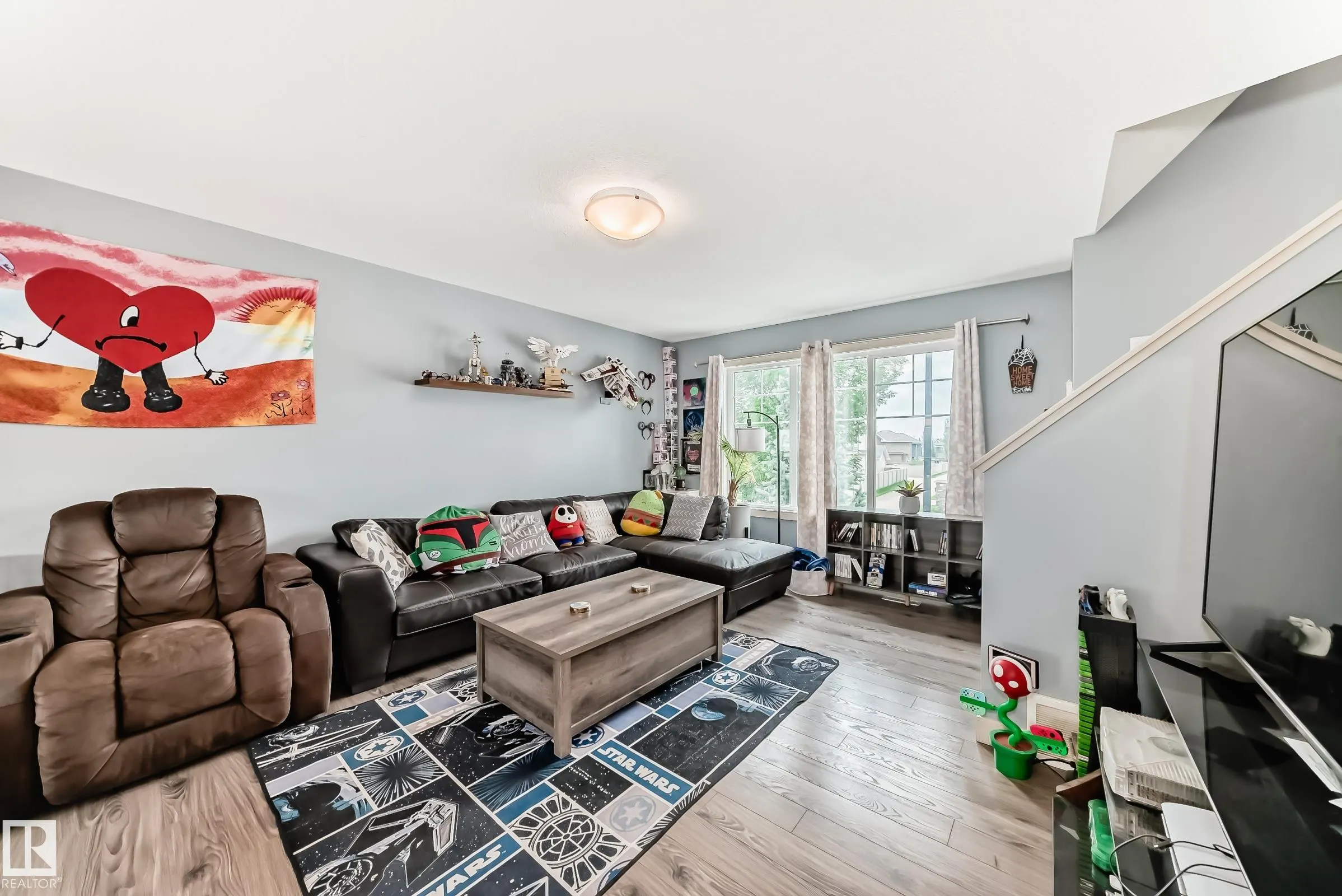 1391 STARLING Drive