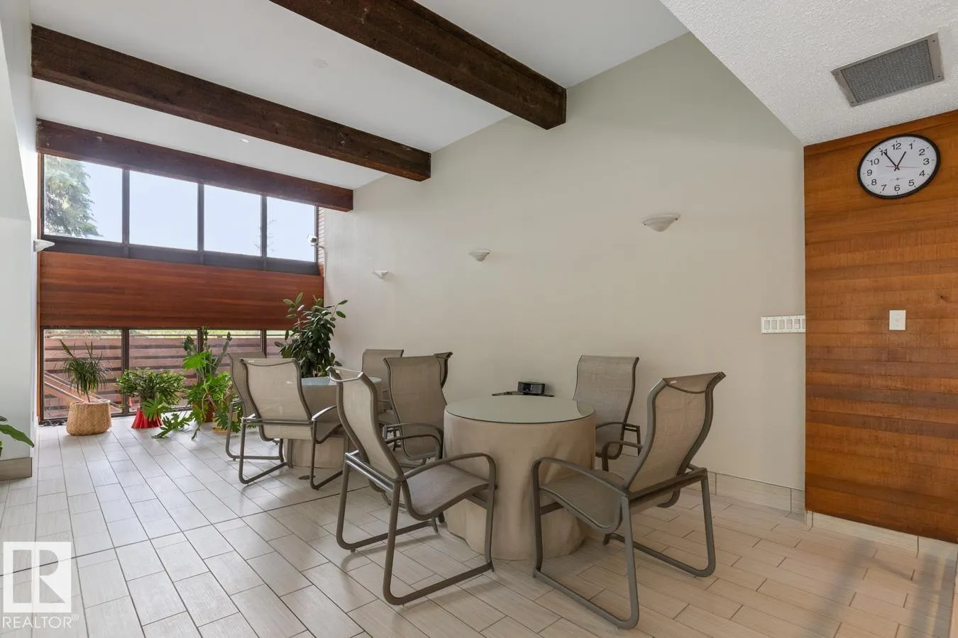 9929 SASKATCHEWAN Drive