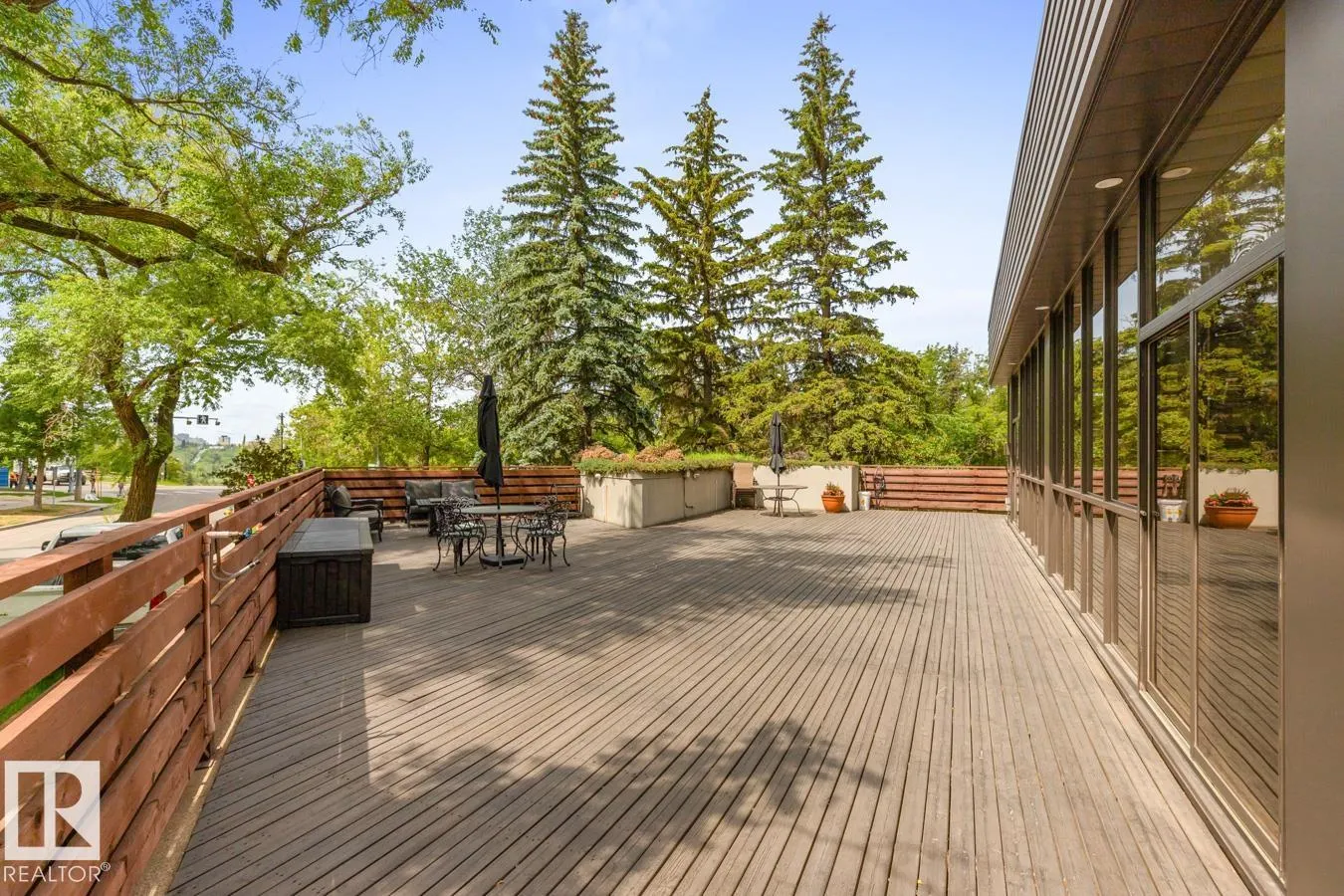 9929 SASKATCHEWAN Drive