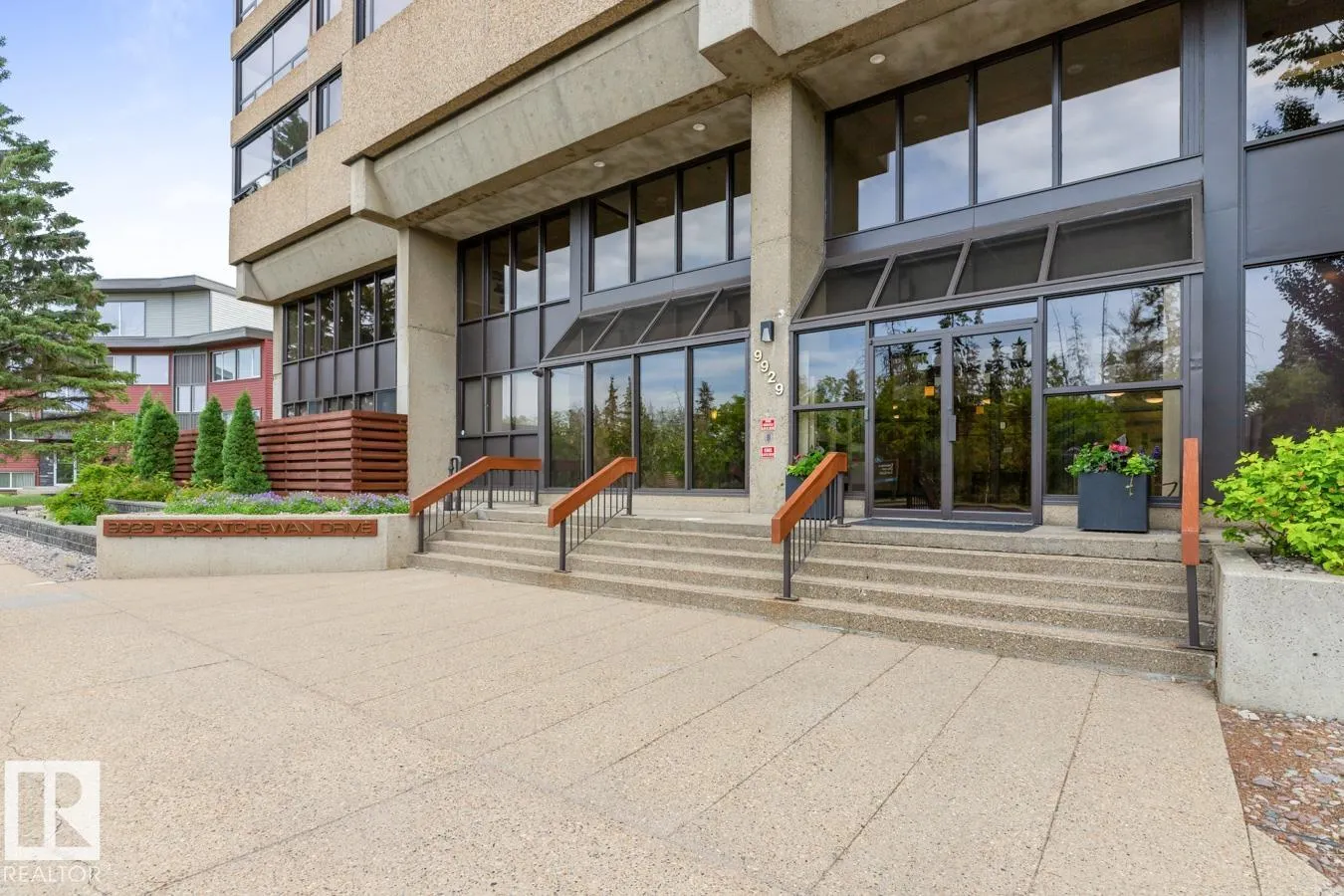 9929 SASKATCHEWAN Drive