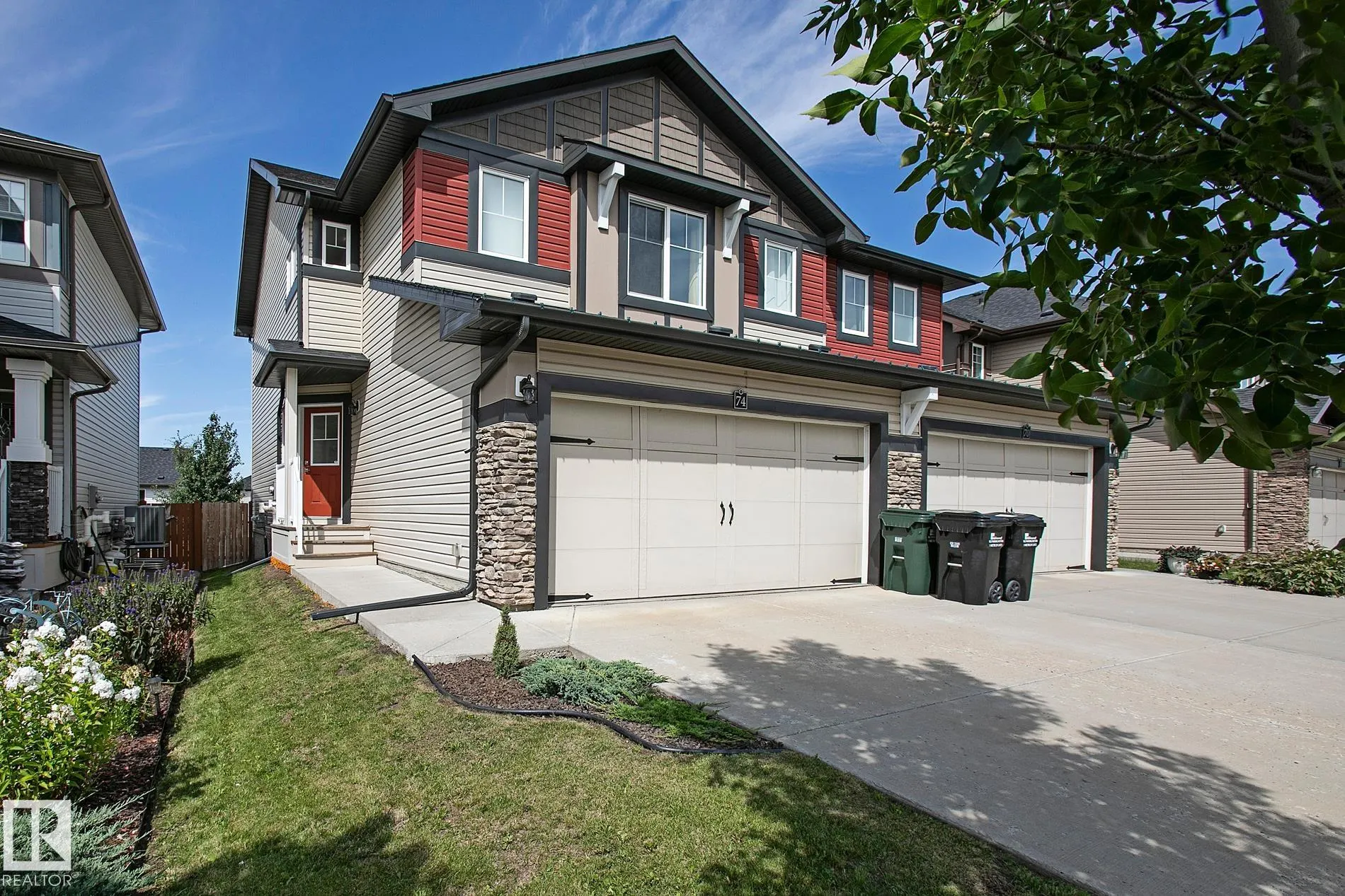 74 AMBLESIDE Way