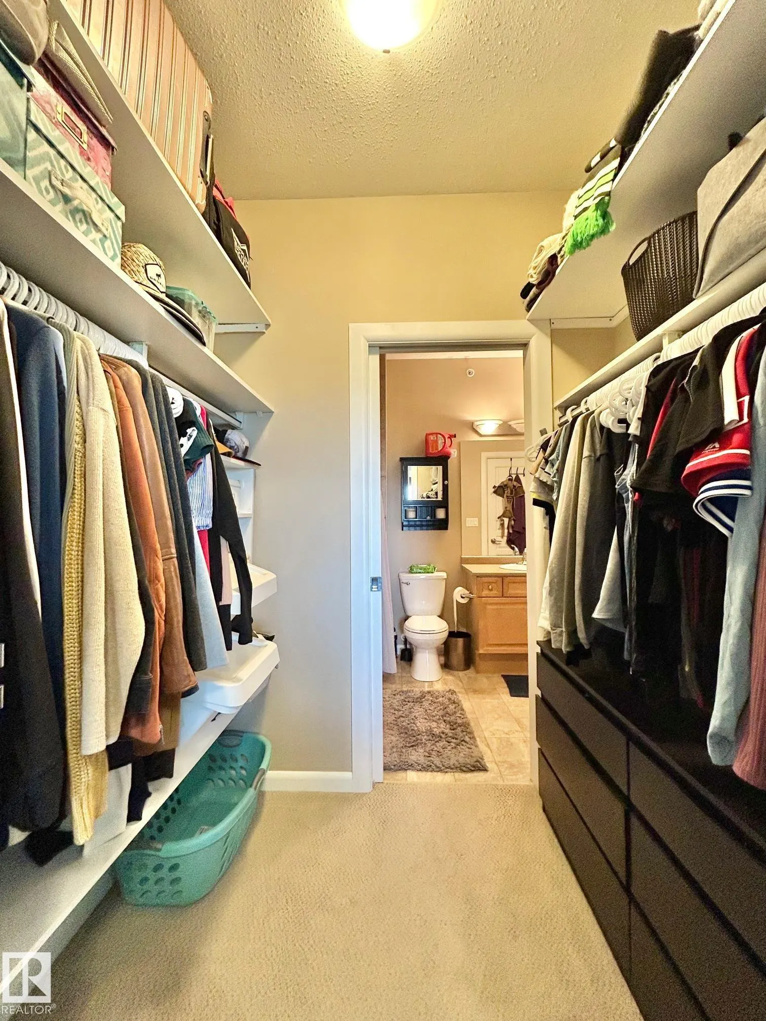 300 Palisades Way