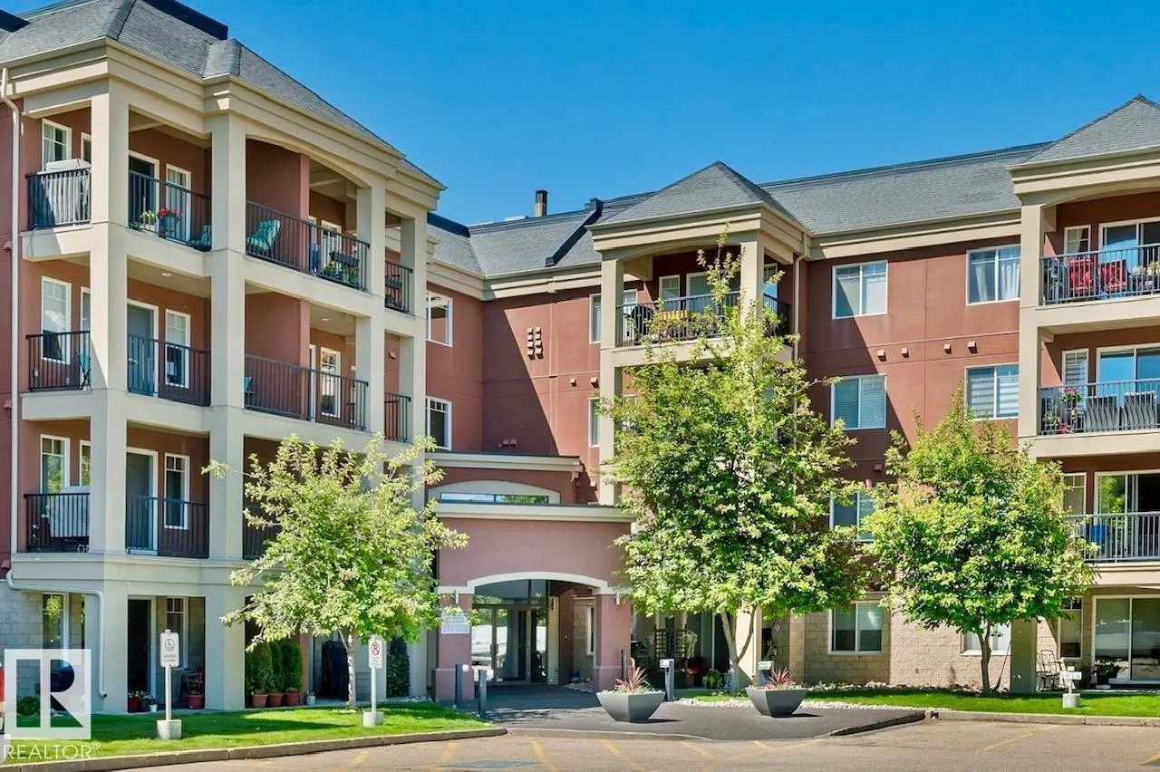 300 Palisades Way