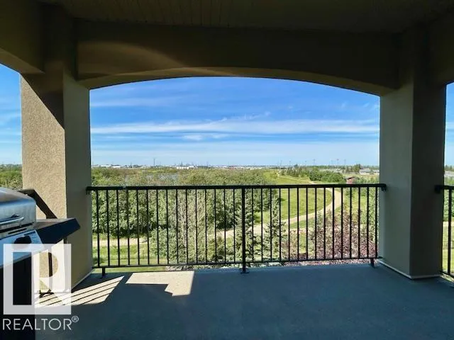 300 Palisades Way