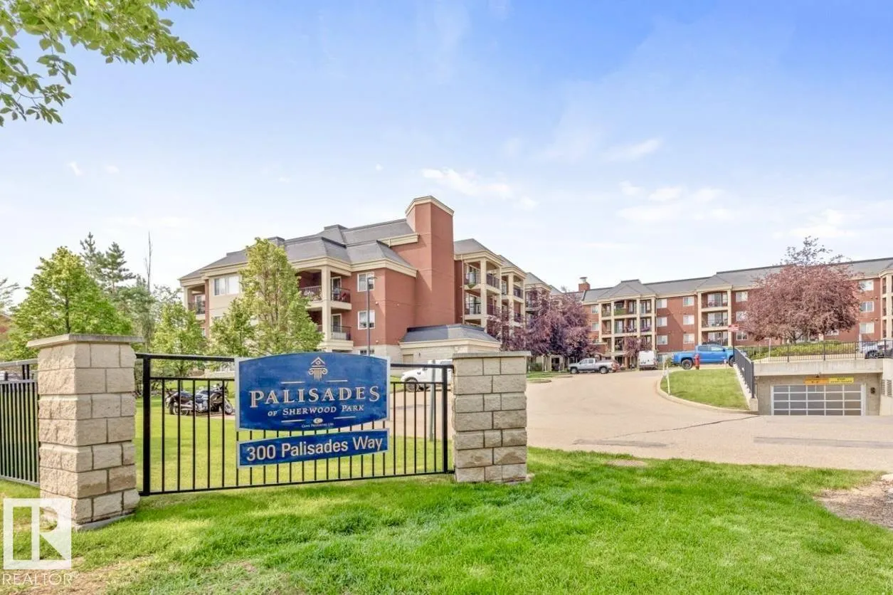 300 Palisades Way
