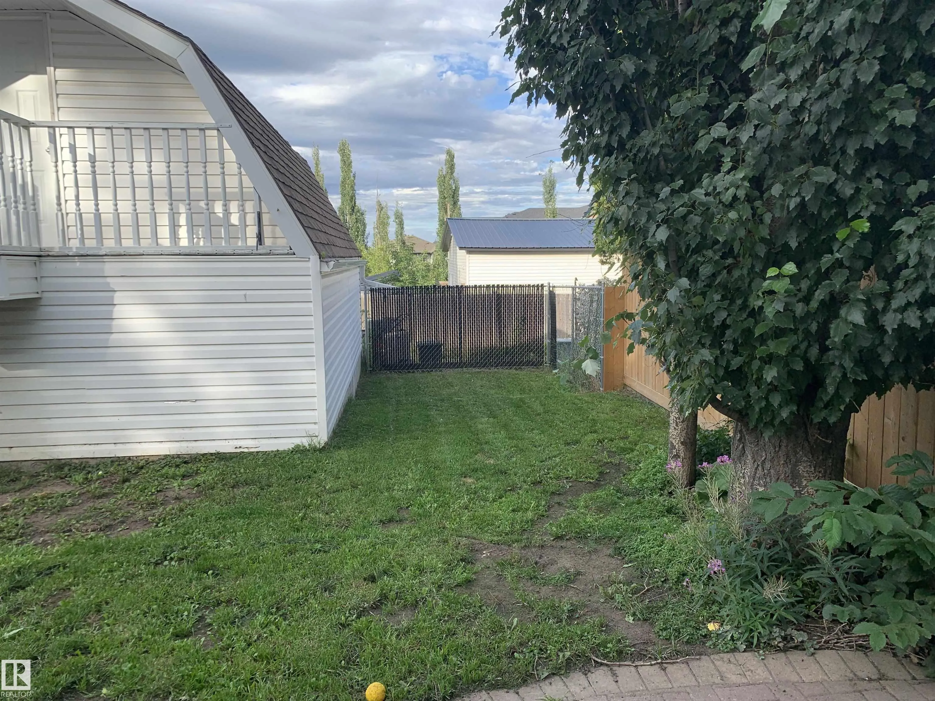 218 GREENWOOD Drive